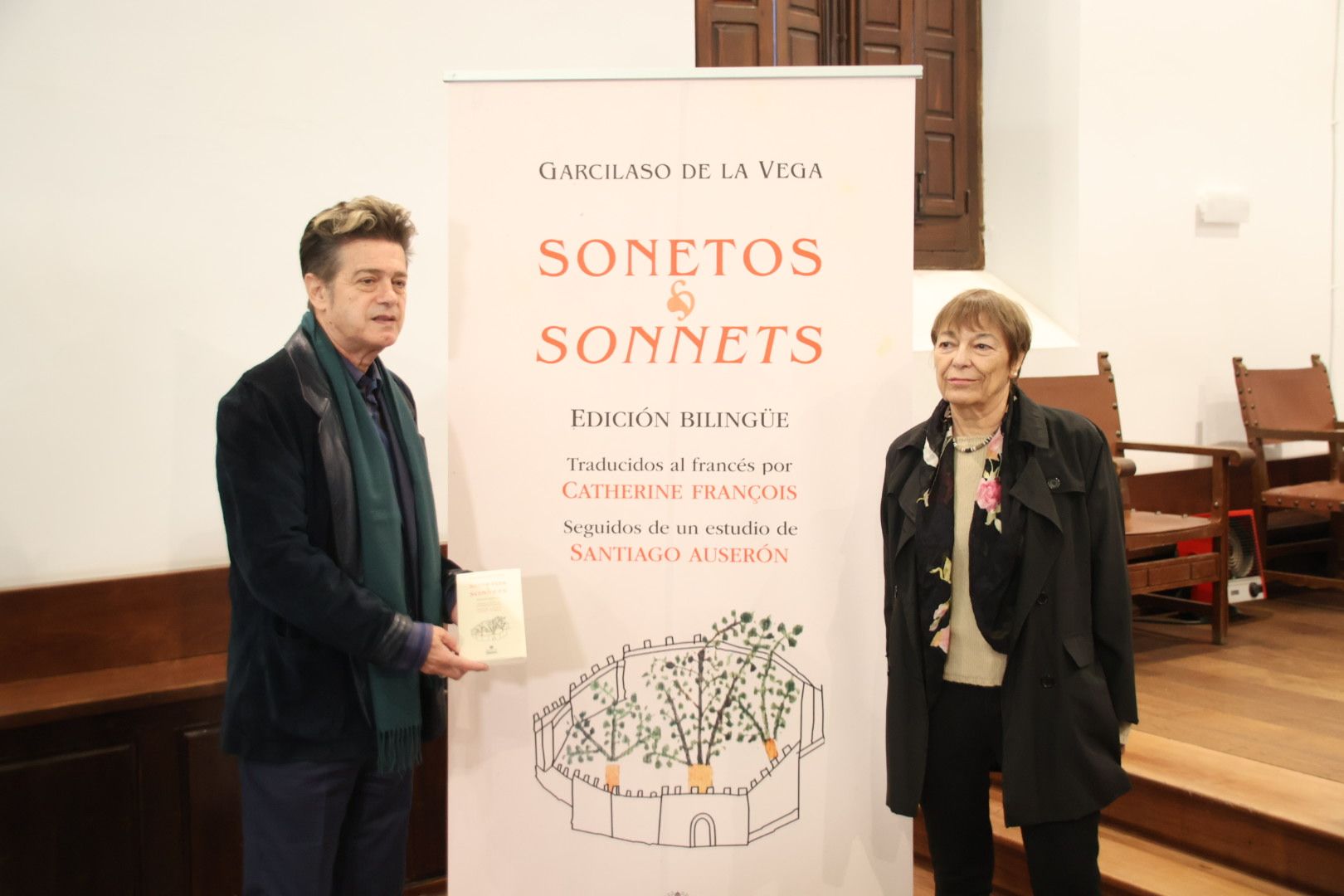 Ediciones Universidad de Salamanca presenta la edición bilingüe de la obra “Sonetos” de Garcilaso de la Vega, realizada por Catherine François, y Santiago Auserón titulado “Garcilaso atraviesa los Pirineos”