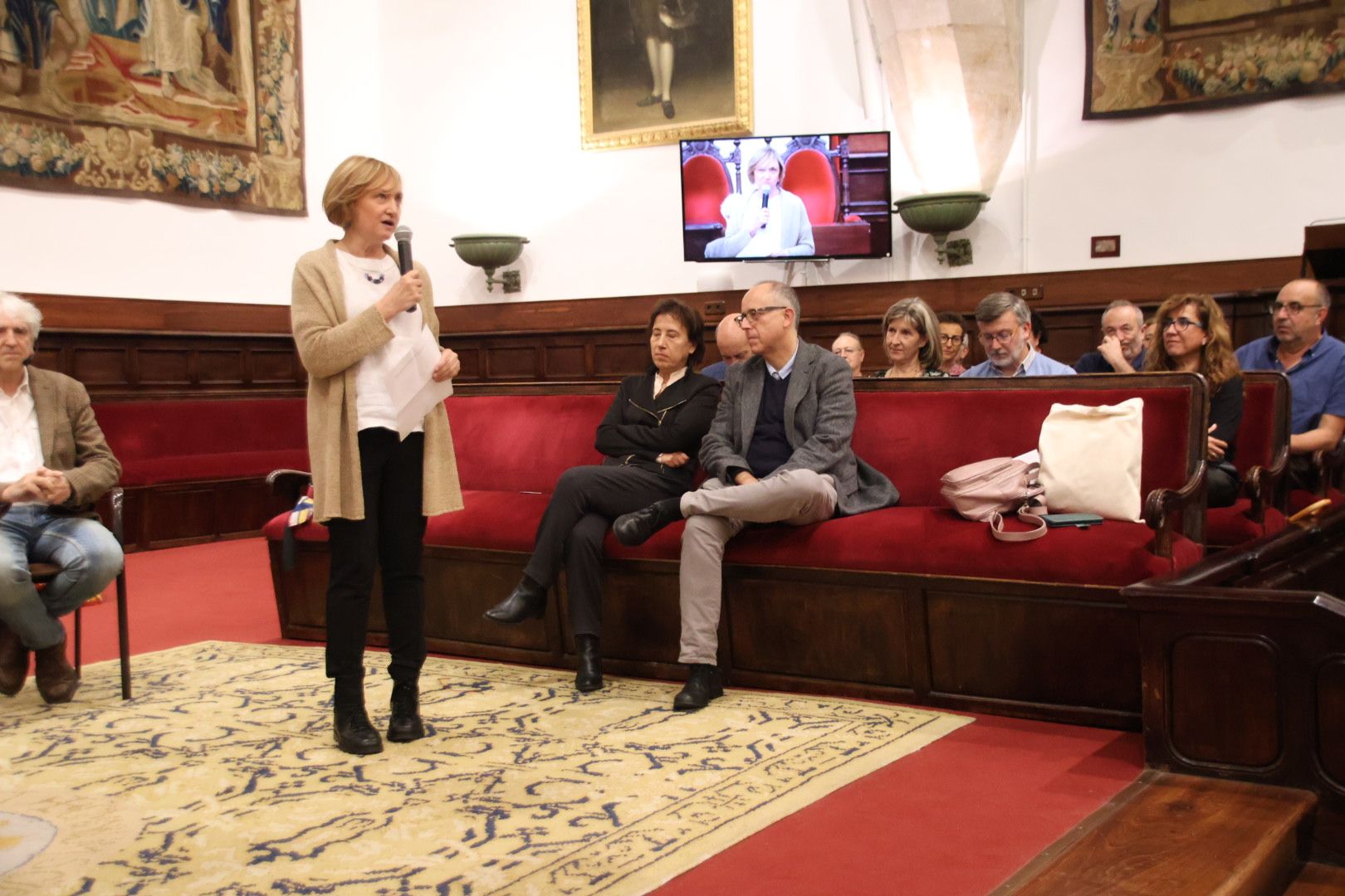 Juan Luis Arsuaga y Juan José Millás dialogan al estilo de Unamuno en el Paraninfo