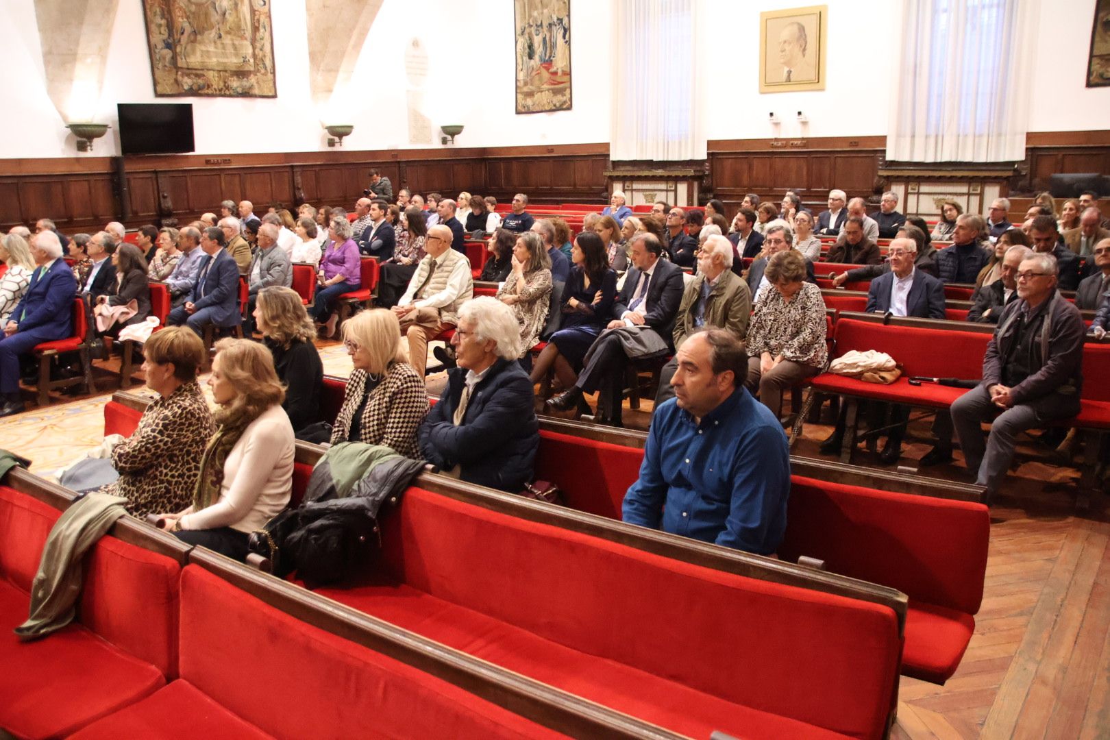 El nefrólogo Jesús Martín García ingresa en la Real Academia de Medicina de Salamanca