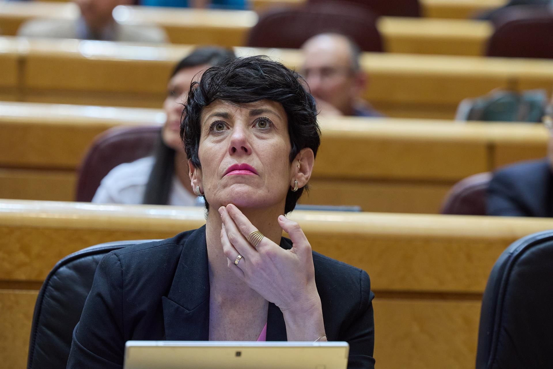 La ministra de Inclusión, Seguridad Social y Migraciones, Elma Saiz, durante una sesión de Control en el Senado, en Madrid (España) - Jesús Hellín - Europa Press - Archivo