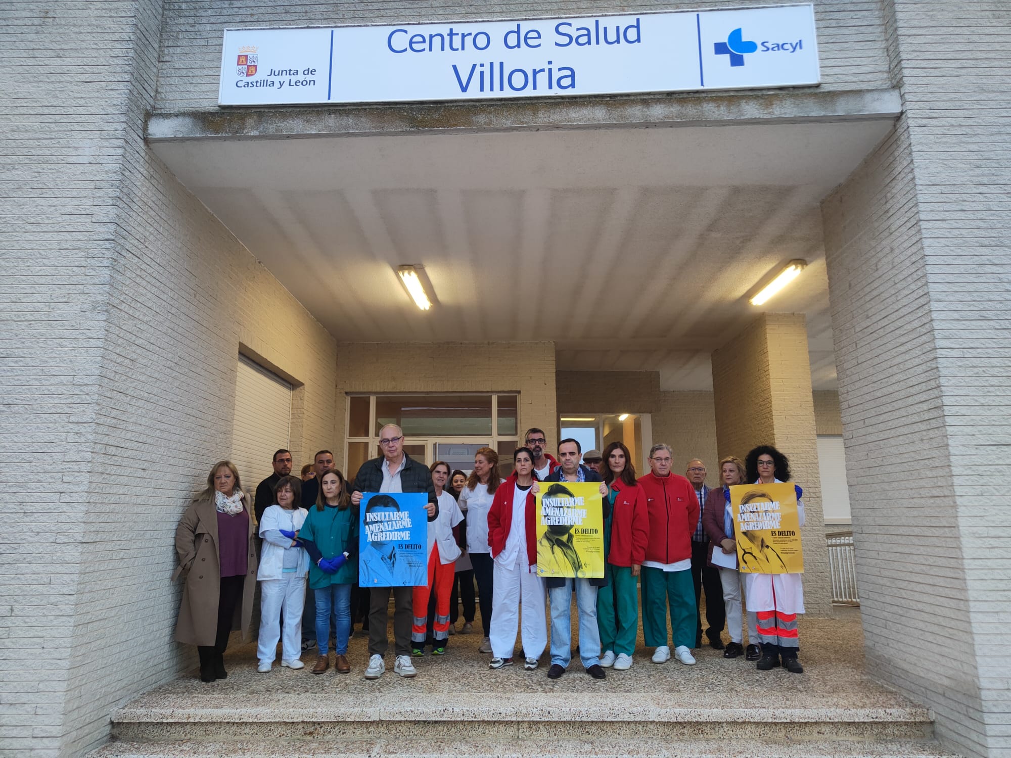 Los sanitarios del centro de salud de Villoria protestan 