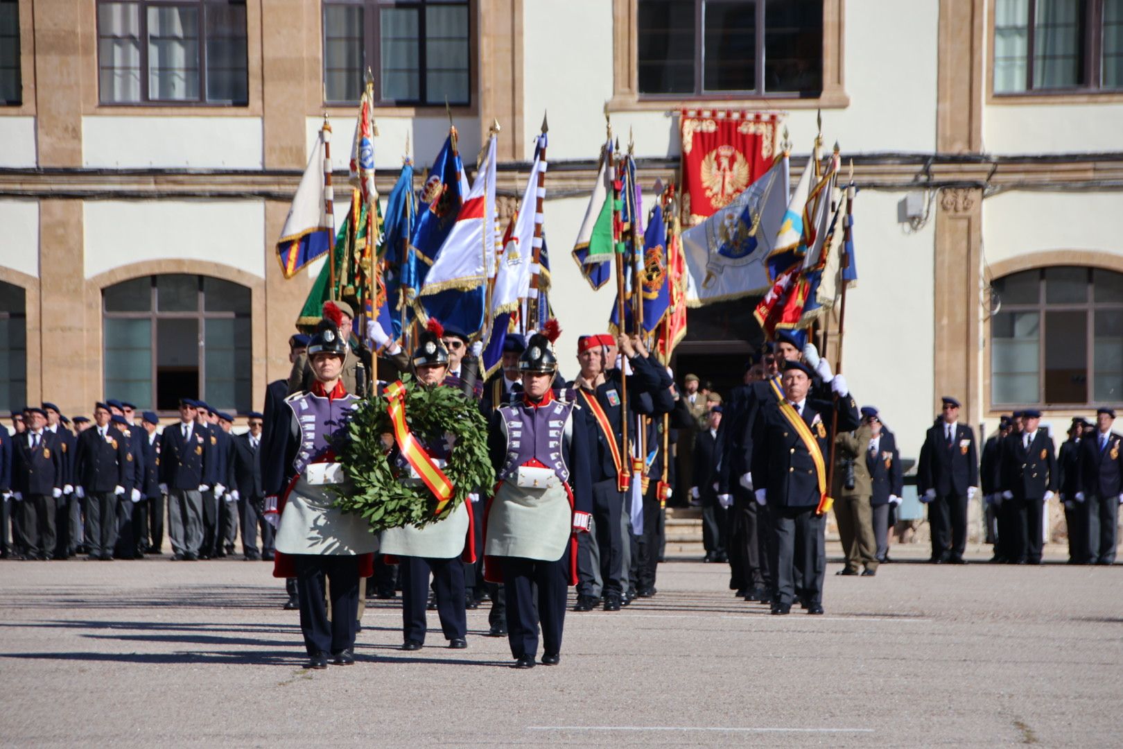 Celebración del día de los veteranos en el cuartel militar