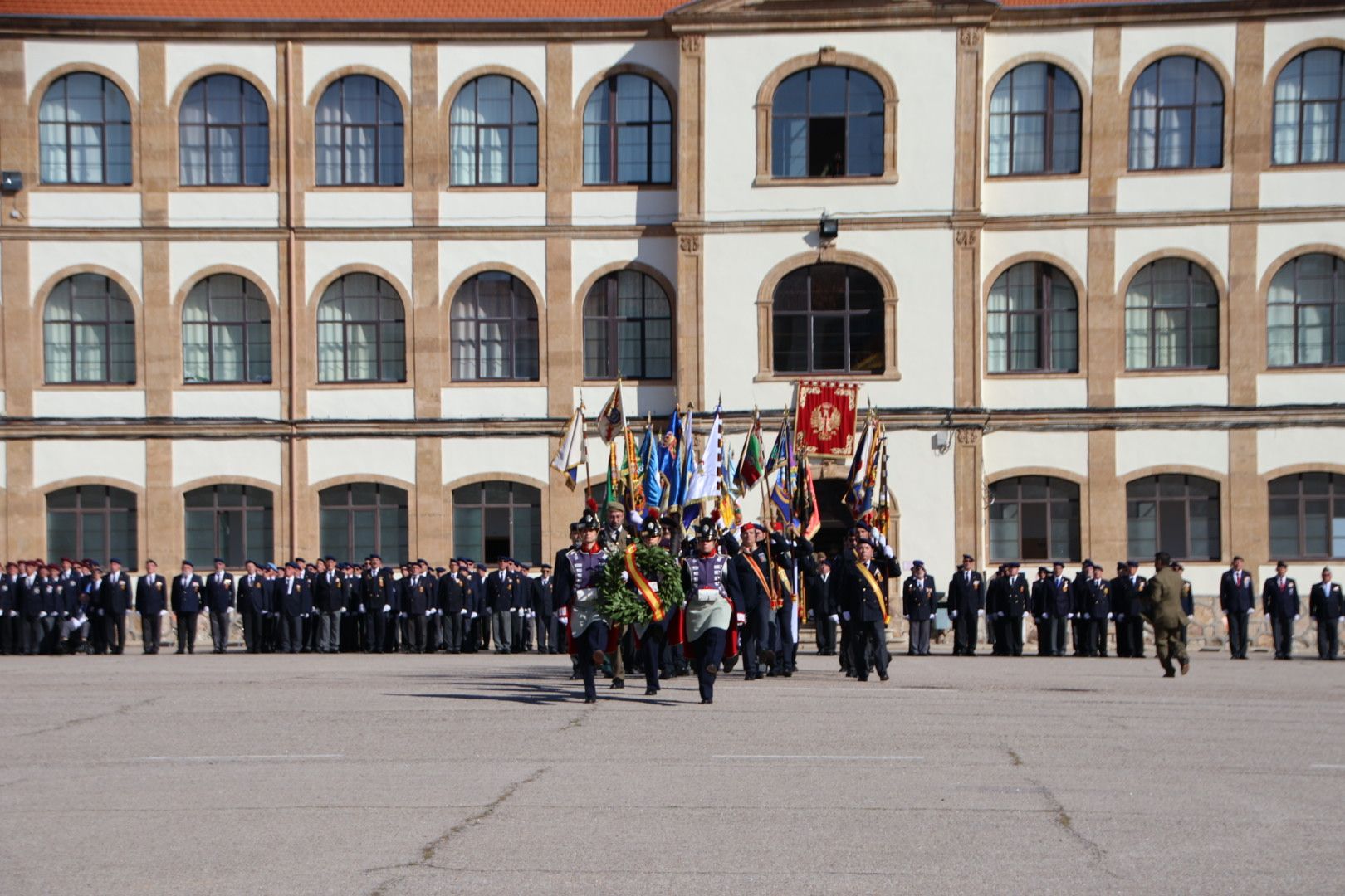 Celebración del día de los veteranos en el cuartel militar