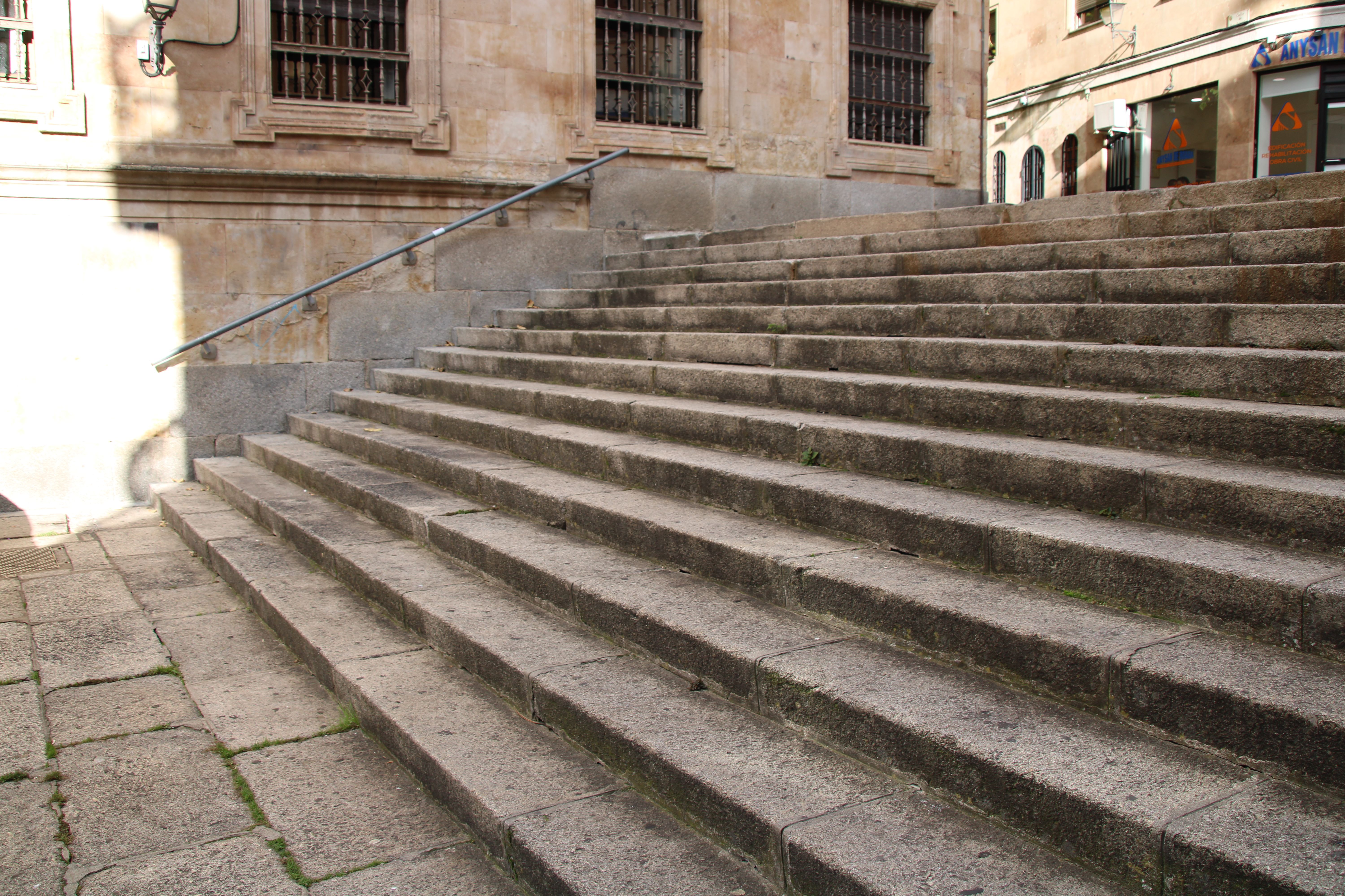 Escaleras de Gran Vía 