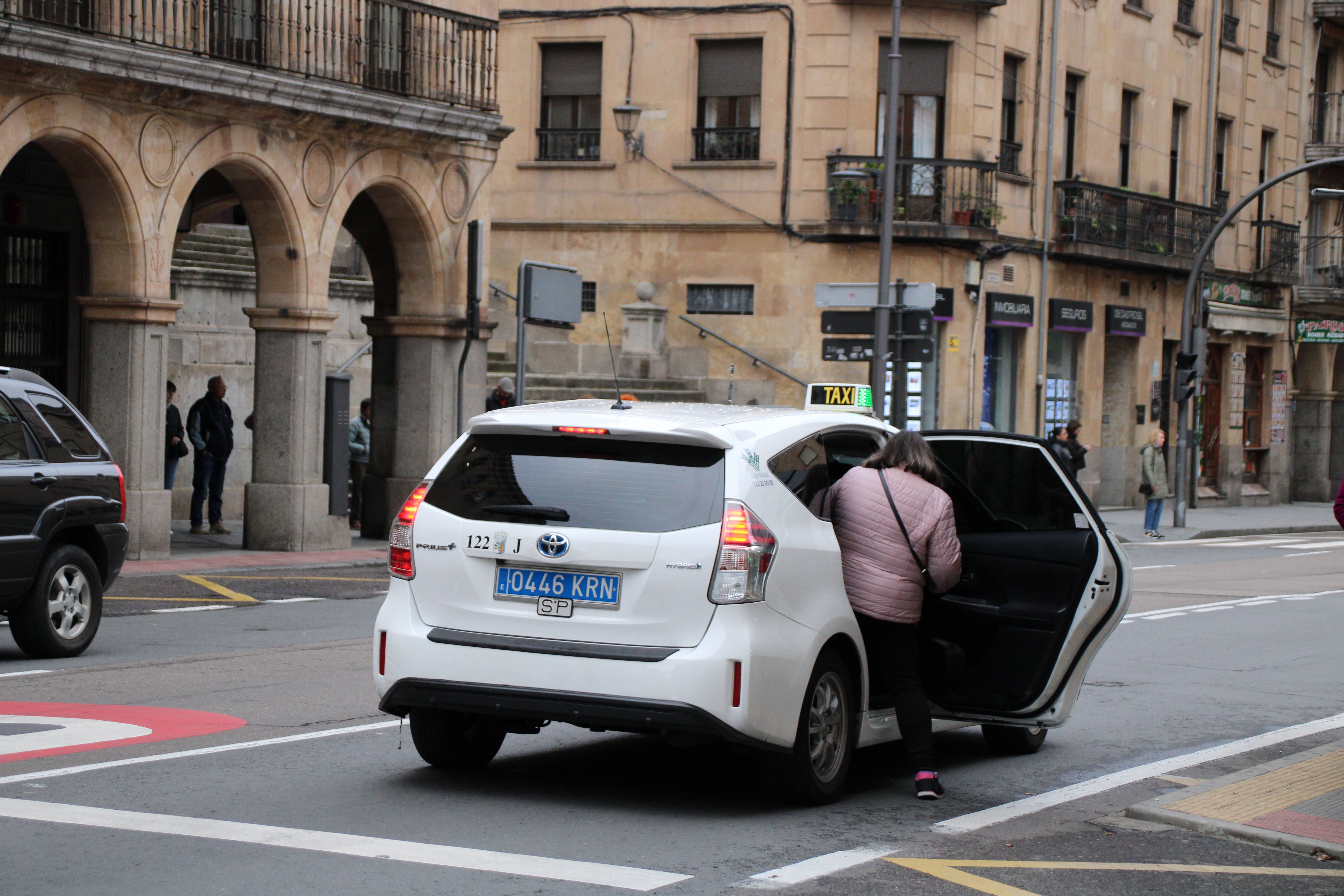 Taxis en Salamanca. Foto de archivo