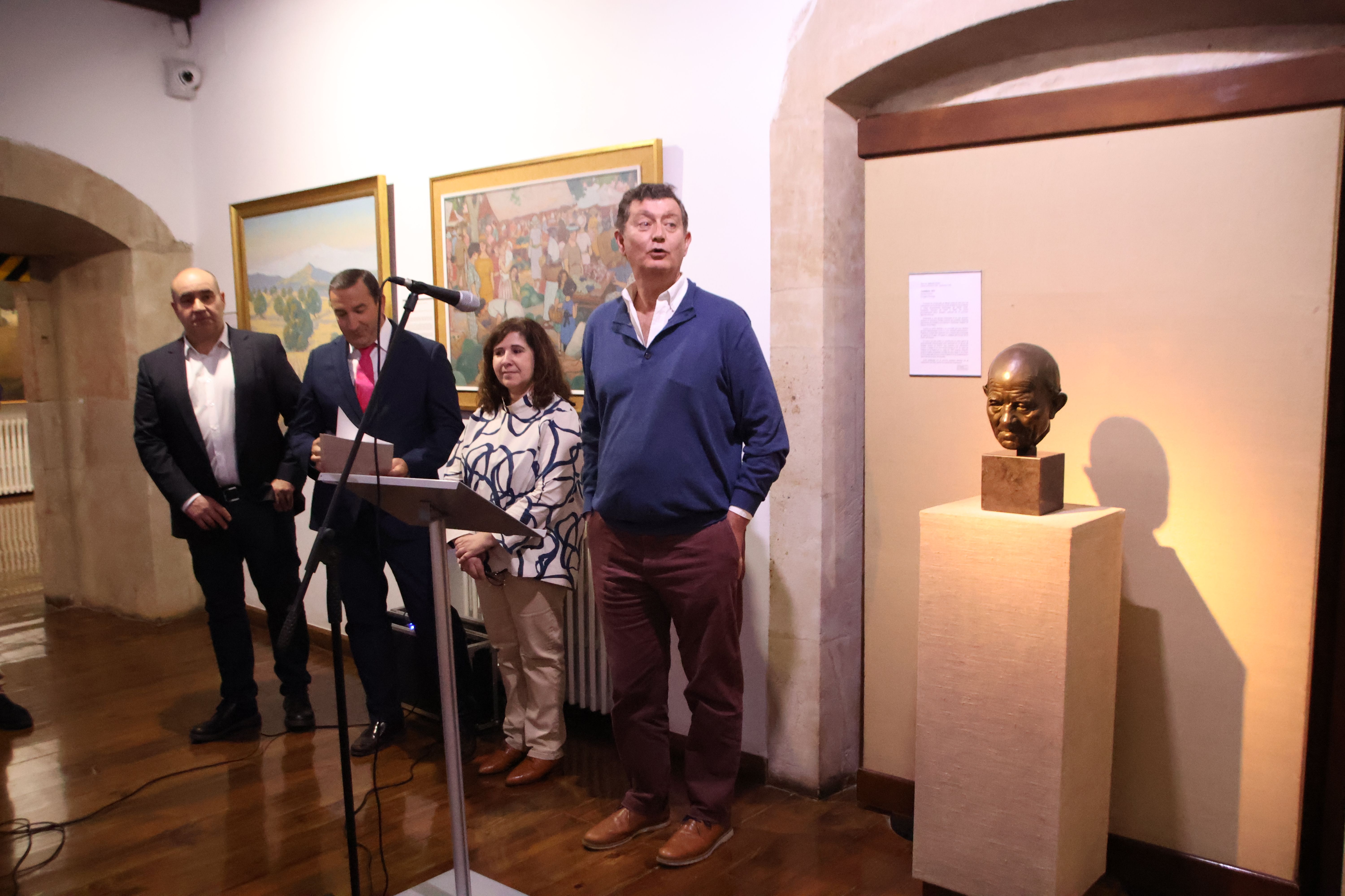 Incorporación de un busto de Iglesias Recio a la Colección Permanente del Museo de Salamanca