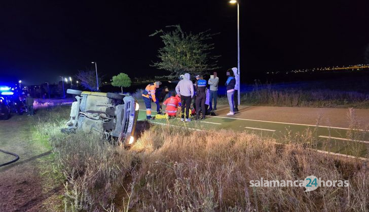 GALERÍA | Vuelca un turismo en la carretera de Zamora