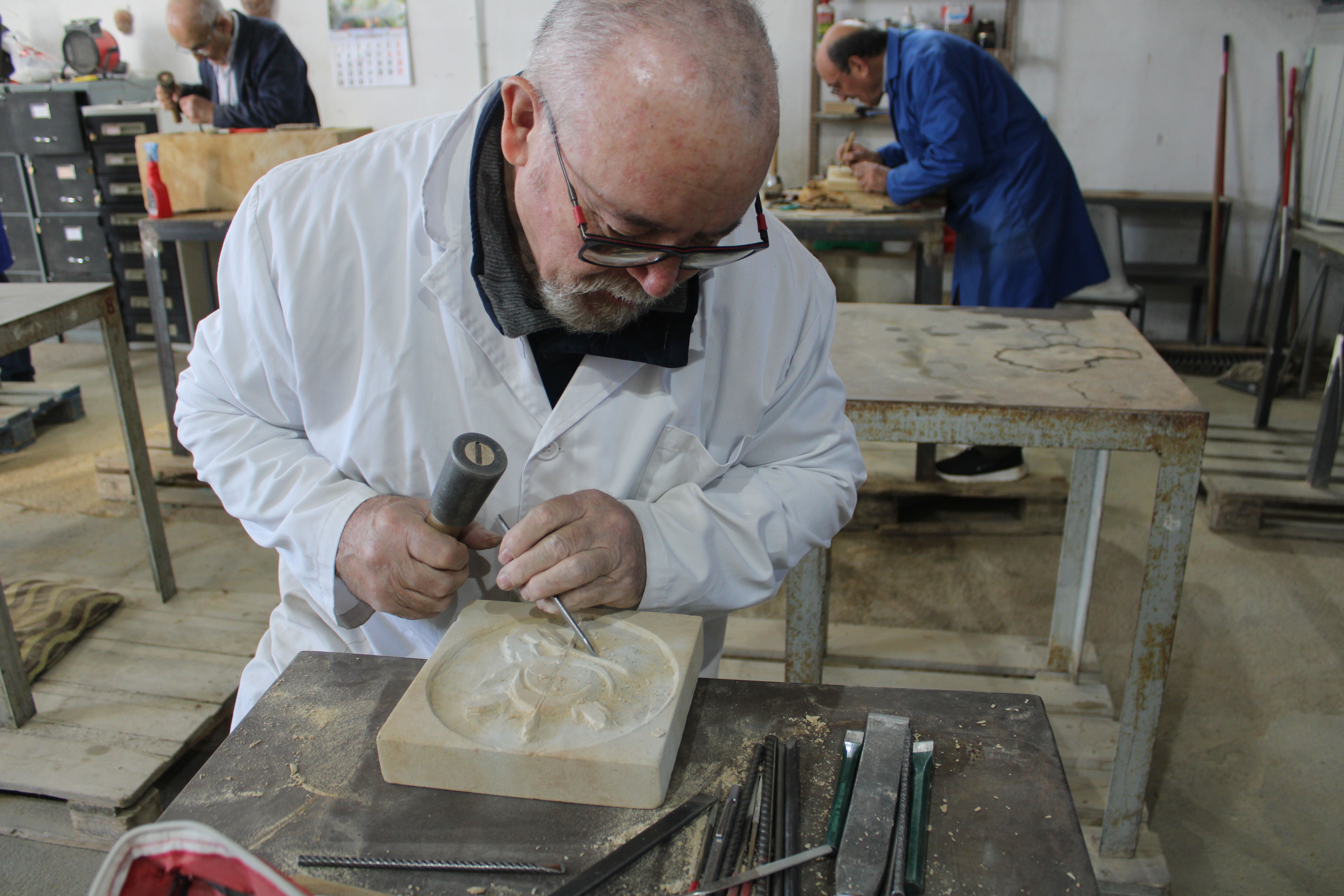 Taller talla de piedra en Villamayor (1)