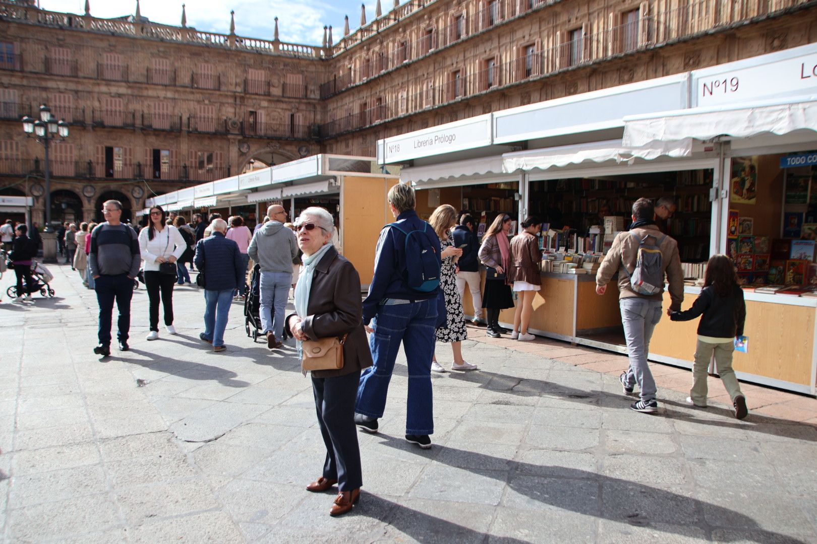 Inauguración de la 30º Feria del Libro Antiguo y de Ocasión vuelve a la Plaza Mayor