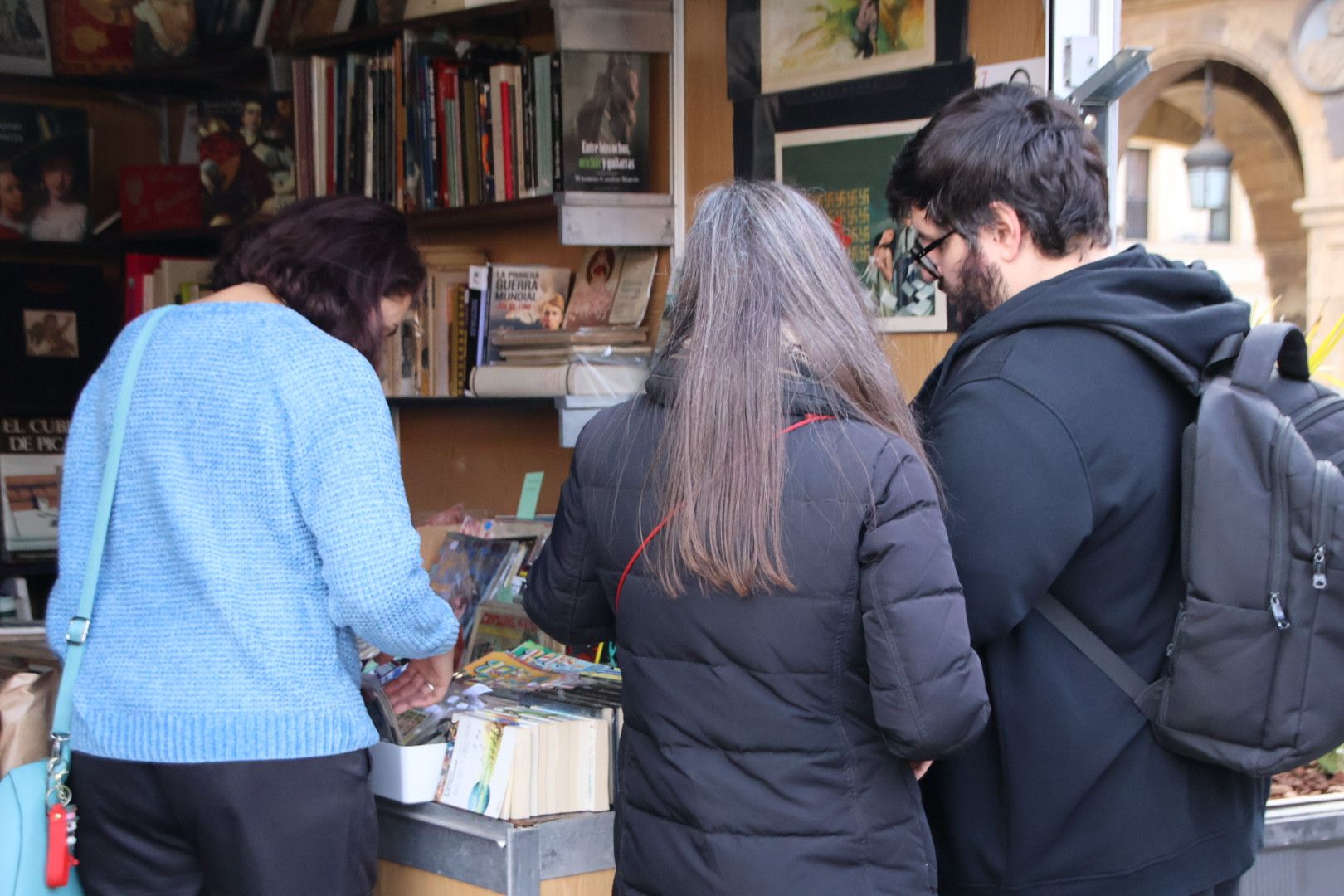 Inauguración de la 30º Feria del Libro Antiguo y de Ocasión vuelve a la Plaza Mayor