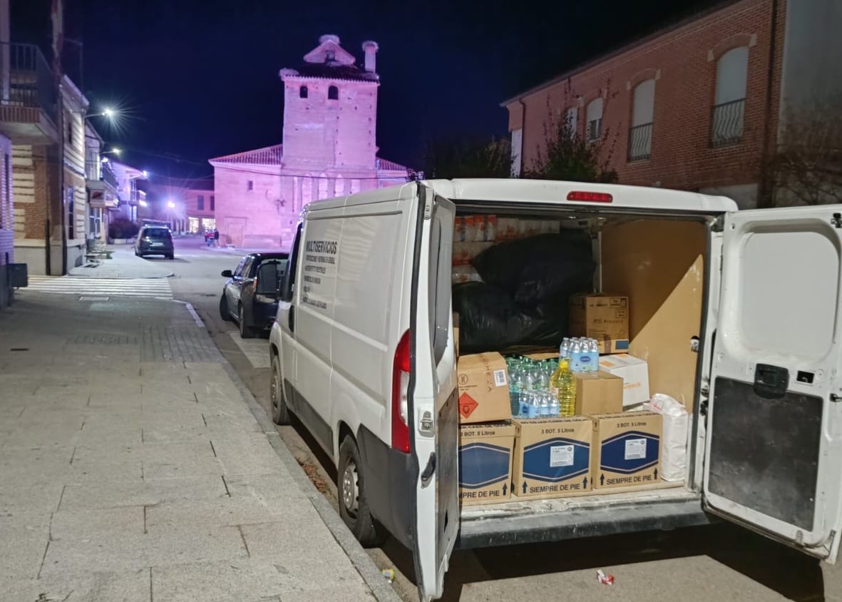 Recogida de alimentos en Villoria para los damnificados por DANA