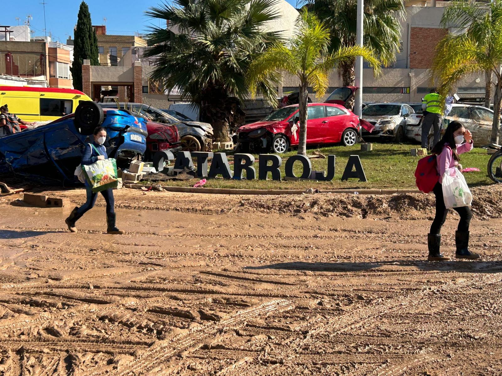 Salmantinos ayudando por la DANA en Valencia y Albacete con recogidas de alimentos 