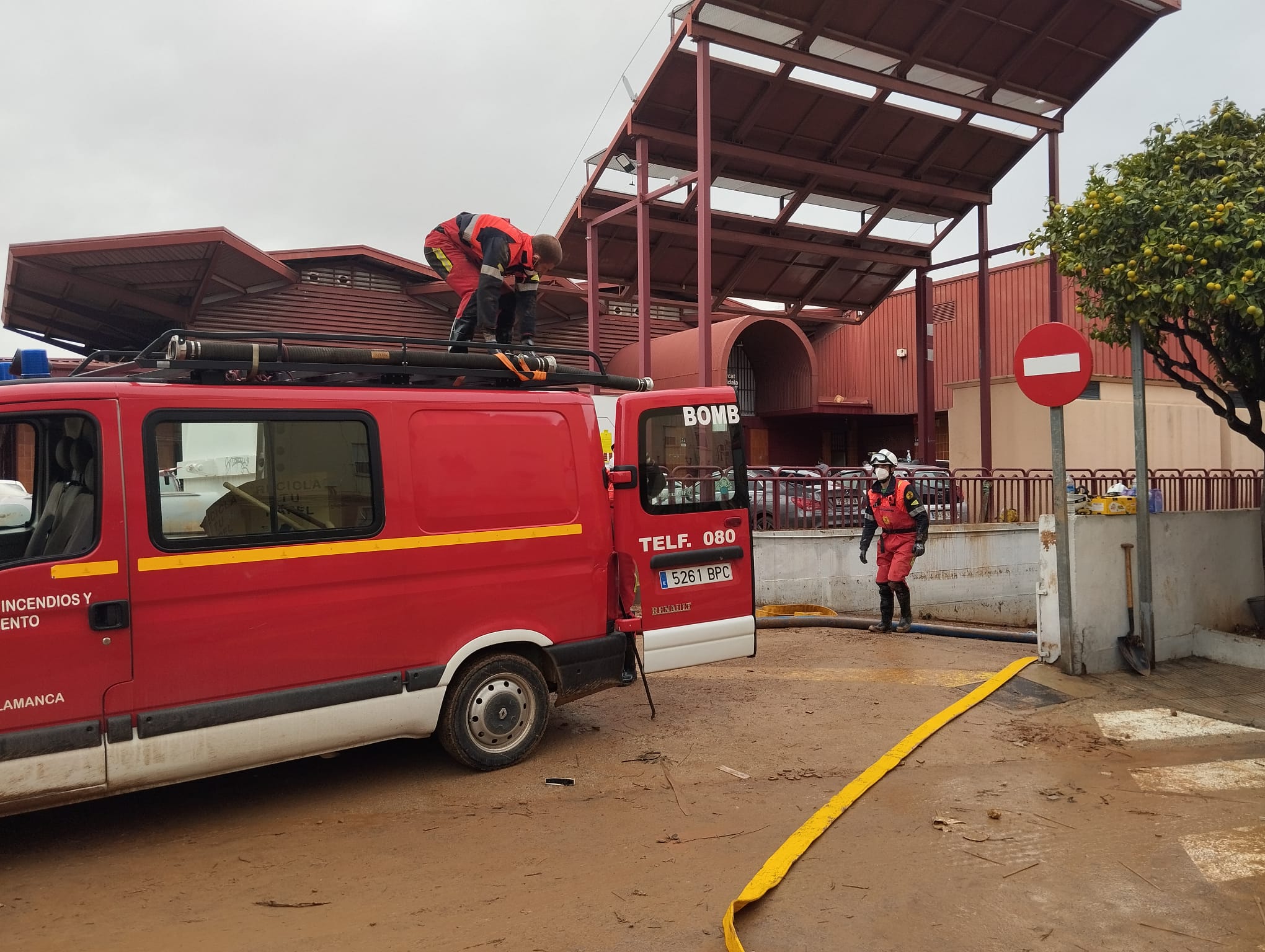 Bomberos del Ayto Salamanca en Valencia, en Aldaia. Fotos Ayto. Salamanca