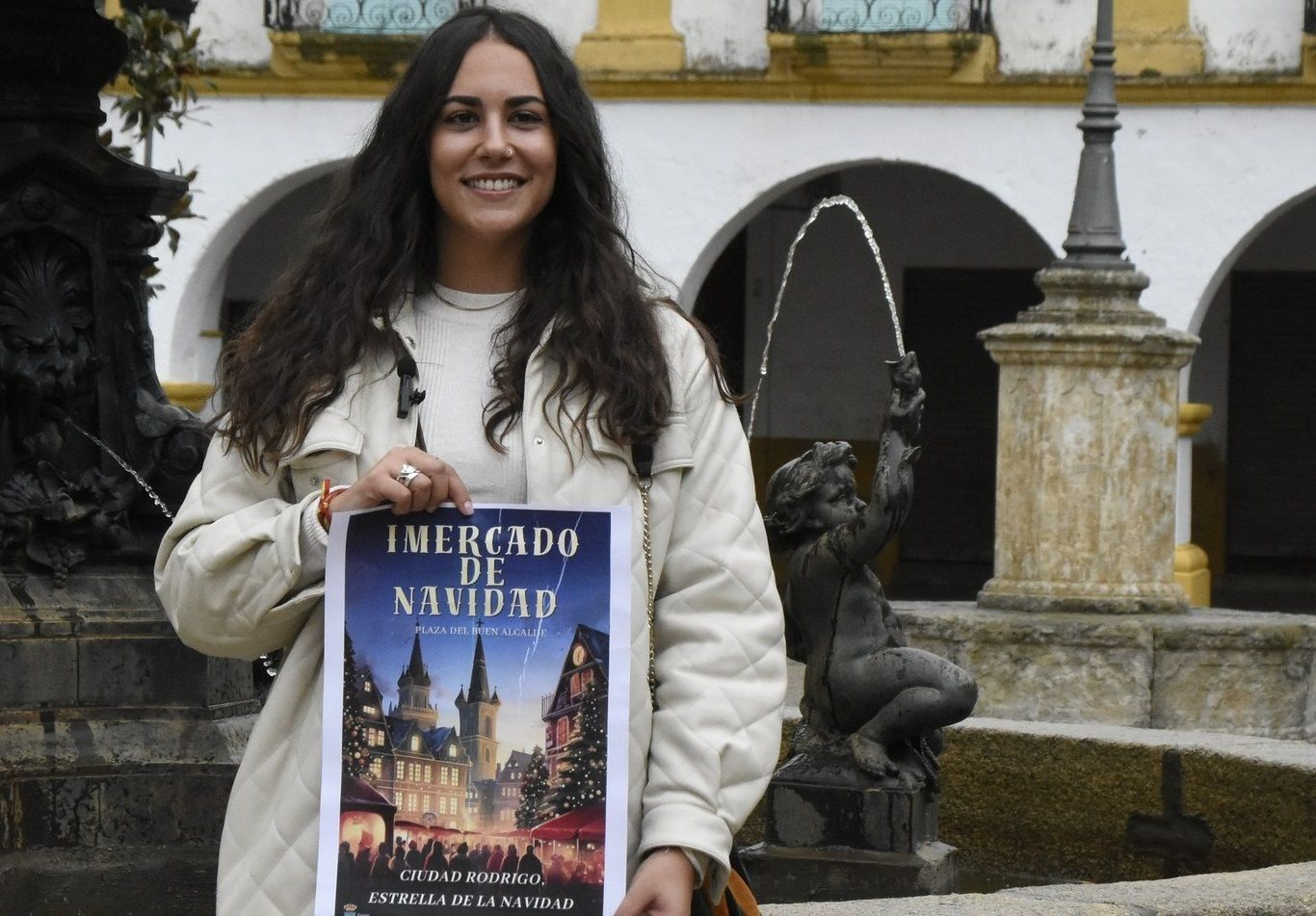 La delegada de Comercio, Paola Martín Muñoz presentando el I Mercado Navideño en Ciudad Rodrigo. Foto Ayuntamiento Ciudad Rodrigo