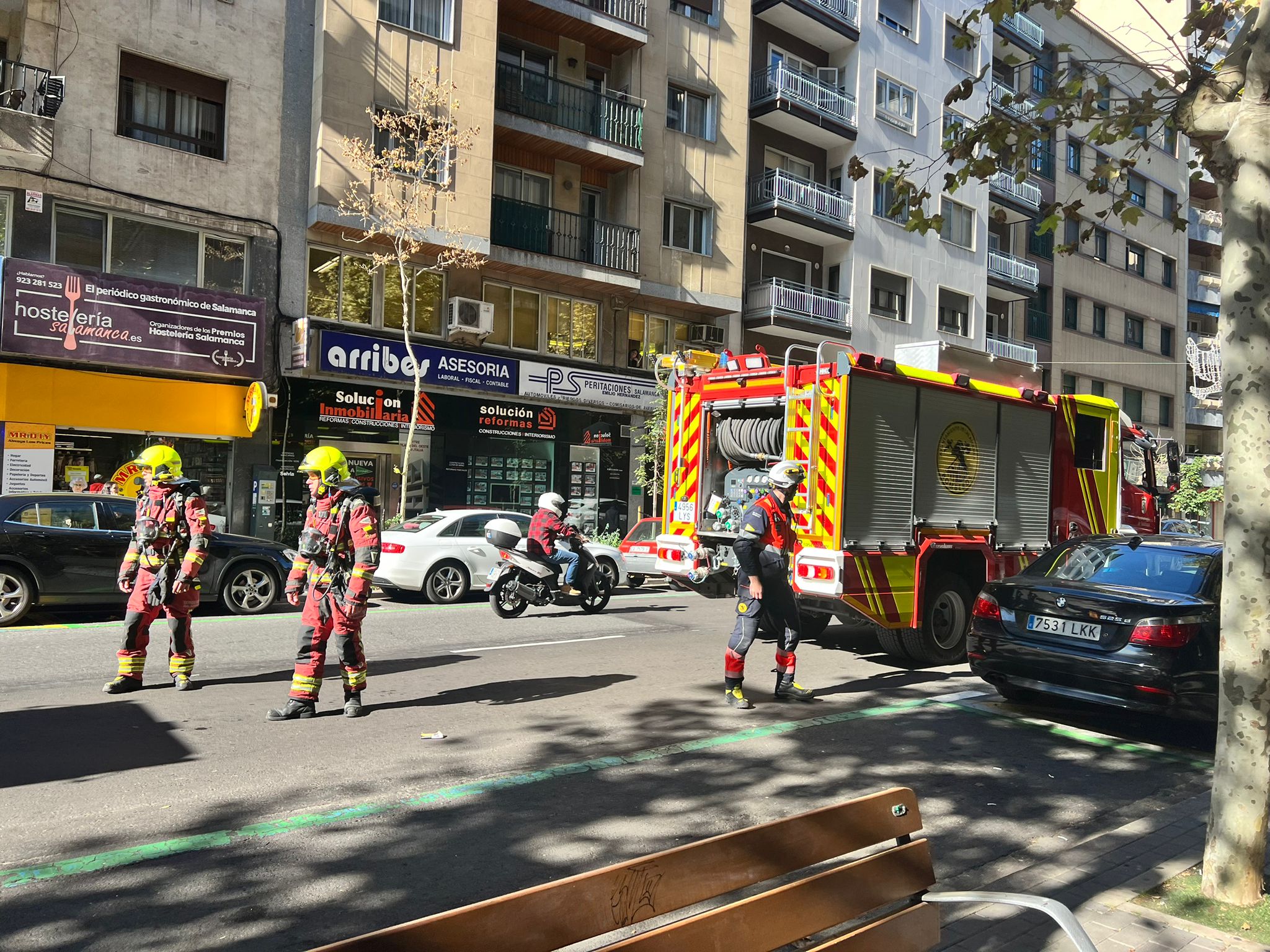 Bomberos del Ayuntamiento de Salamanca en Torres Villarroel 