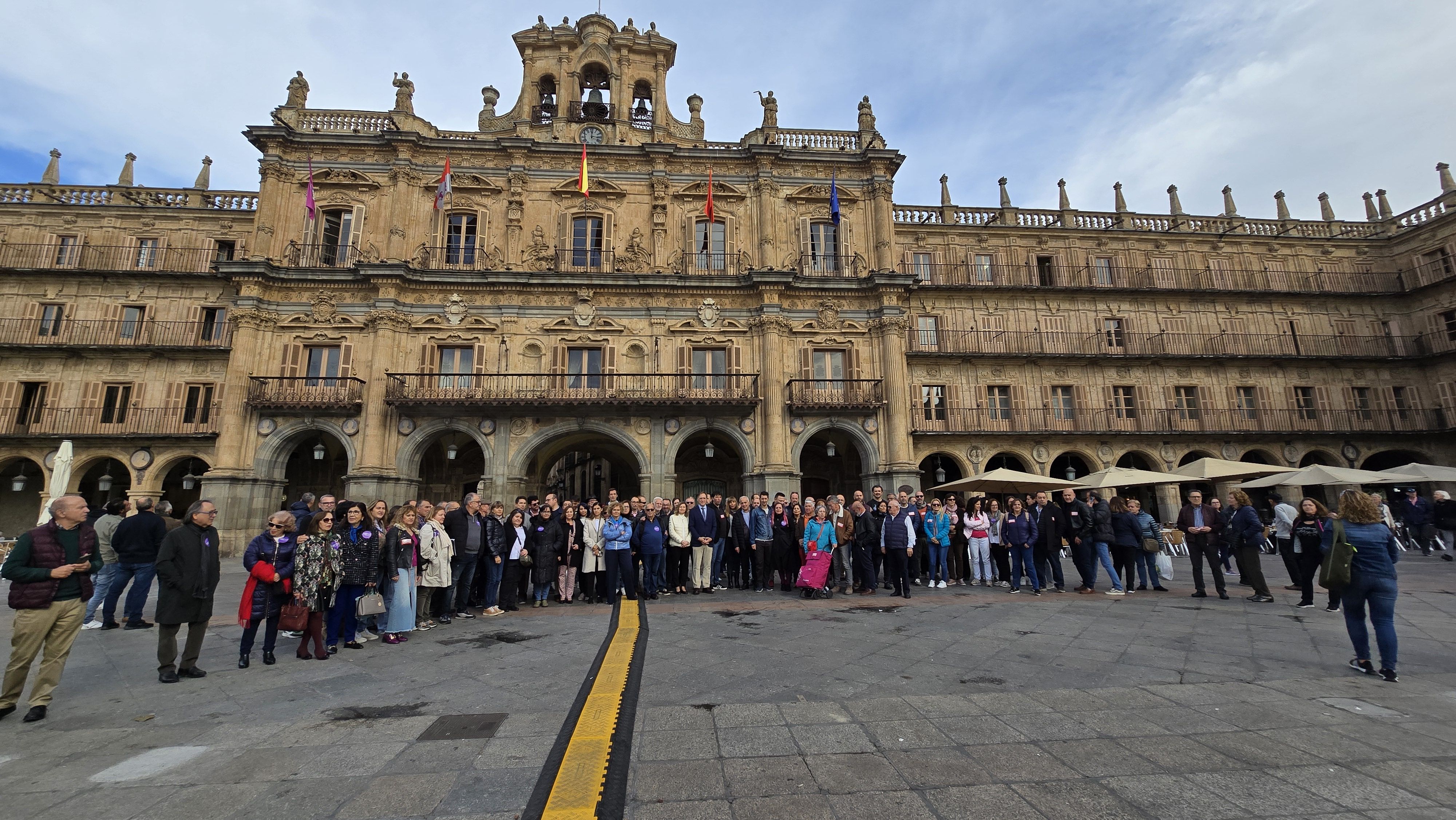 Concentración solidaridad con las víctimas de la dana