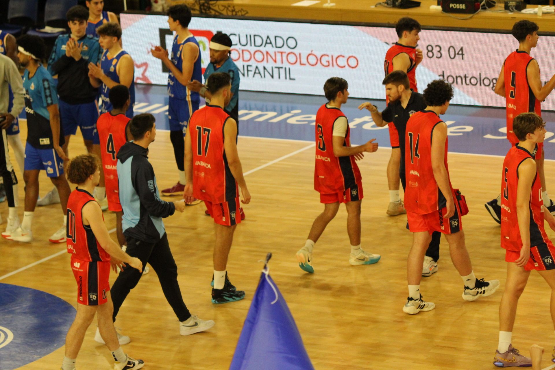 Perfumerías Avenida - Estudiantes Lugo