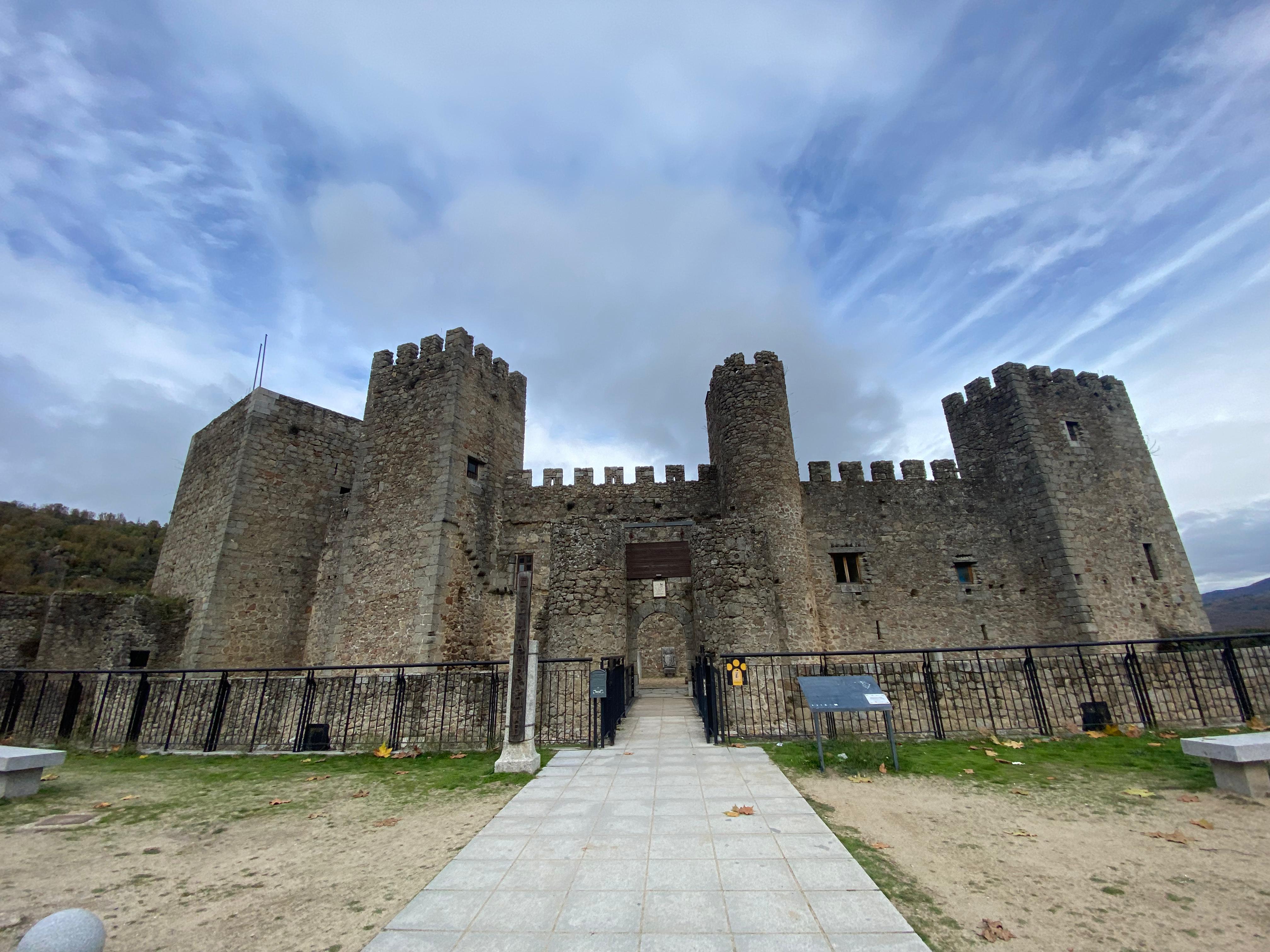 Castillo de Montemayor del Río. Archivo S24h