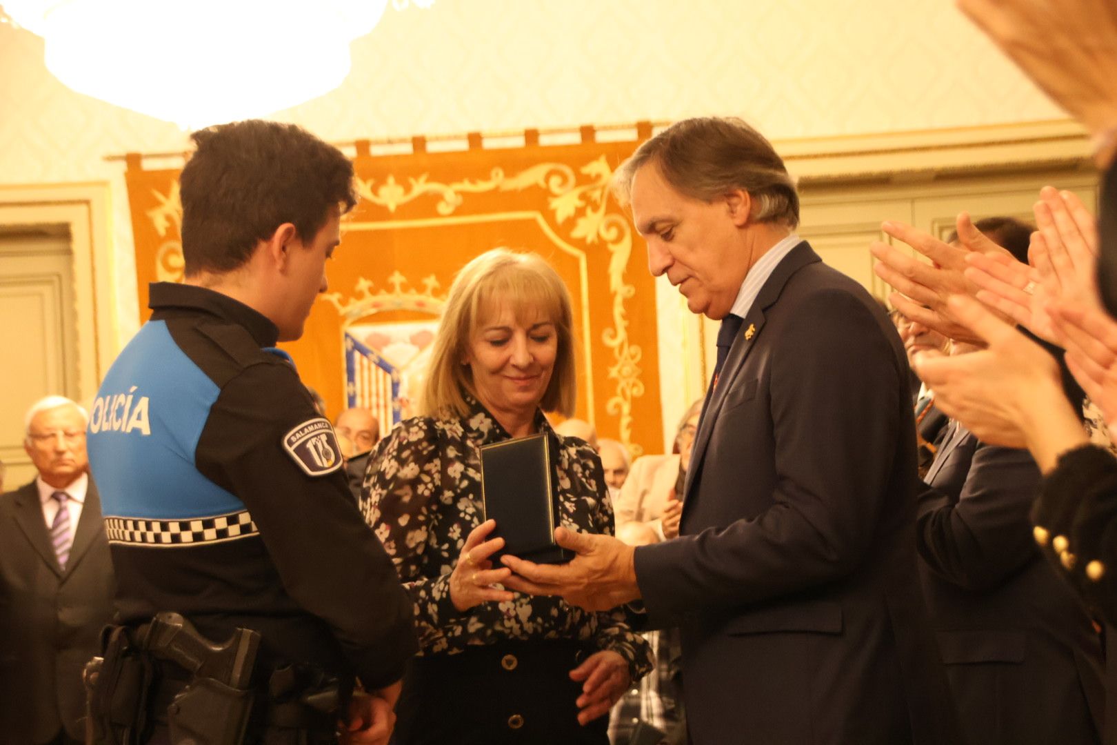 Entrega de medallas con motivo del 175 aniversario de la Policía Local de Salamanca