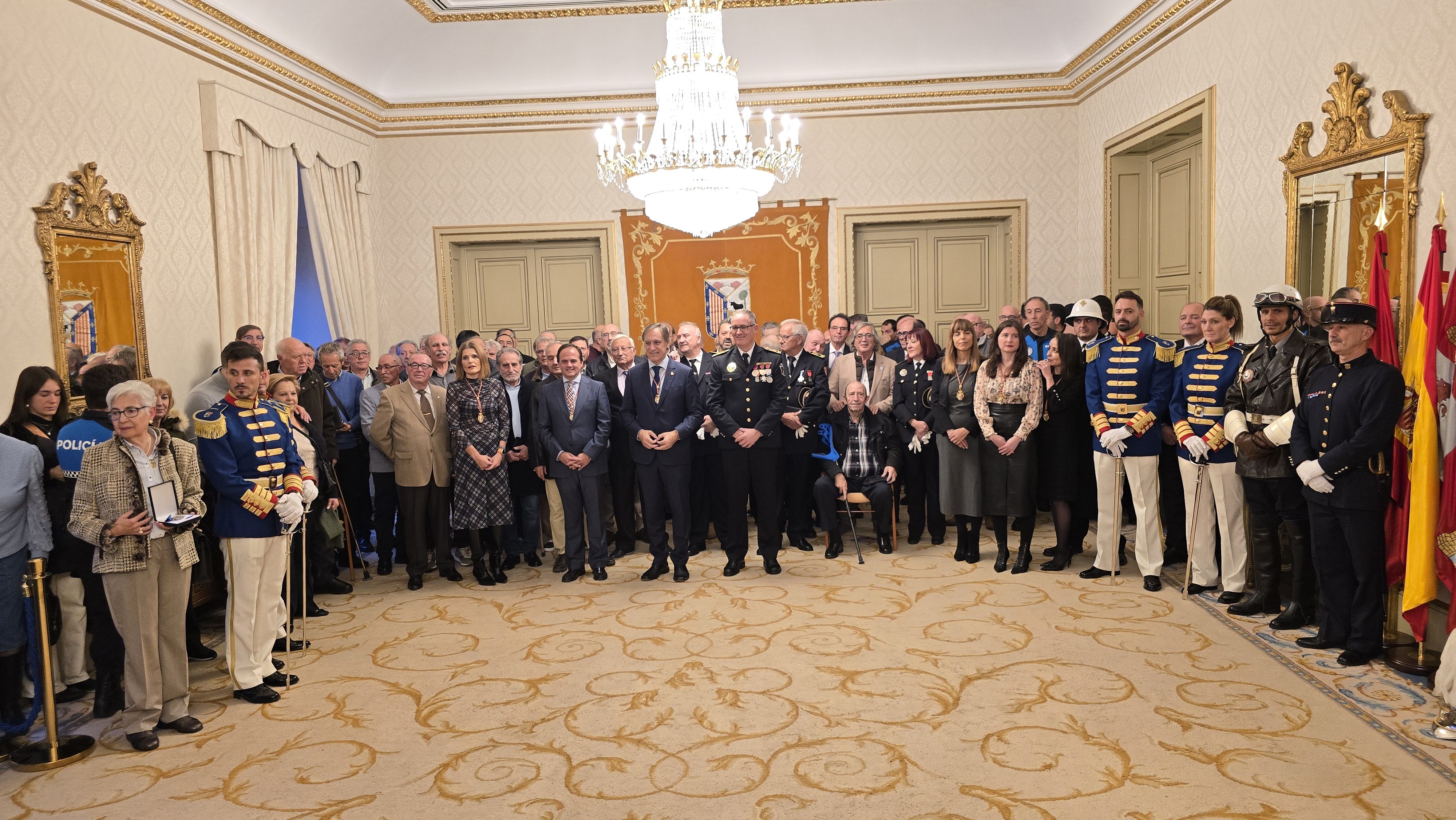 Entrega de medallas con motivo del 175 aniversario de la Policía Local de Salamanca