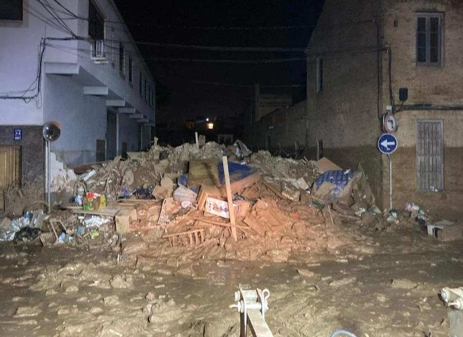  El antes y el después de la DANA en Valencia, 13 días después, tras el paso de los militares salmantinos. Foto REI 11 Salamanca