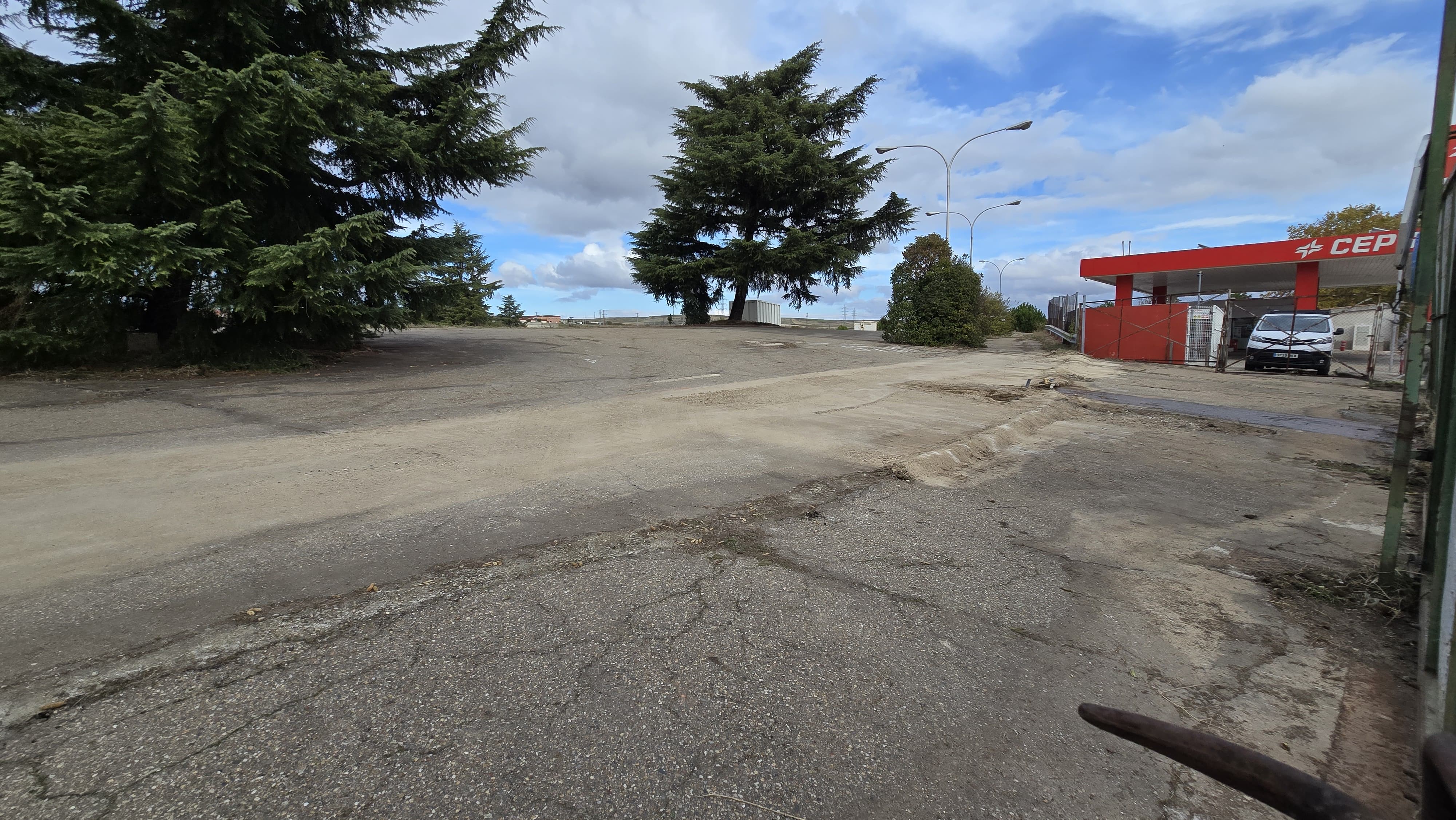 Obras del nuevo aparcamiento de Garrido