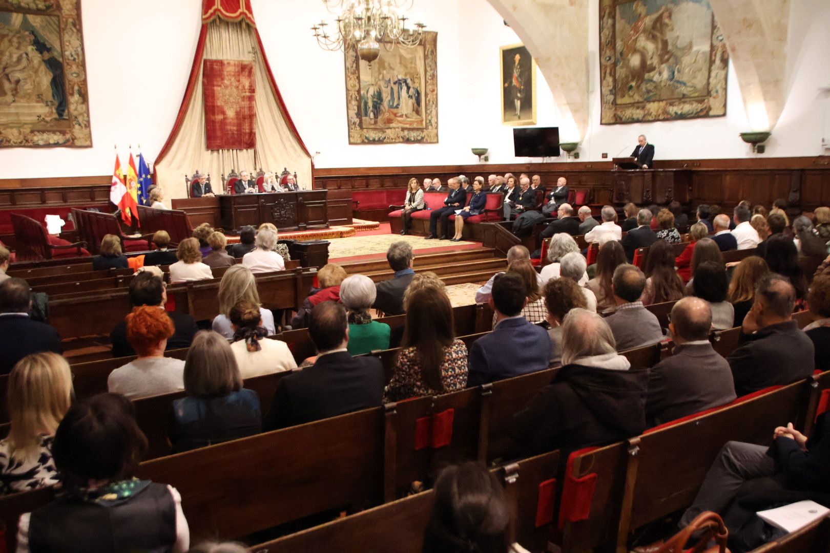 El Dr. Ignacio Jesús Dávila González, ingresa en la Real Academia de Medicina de Salamanca