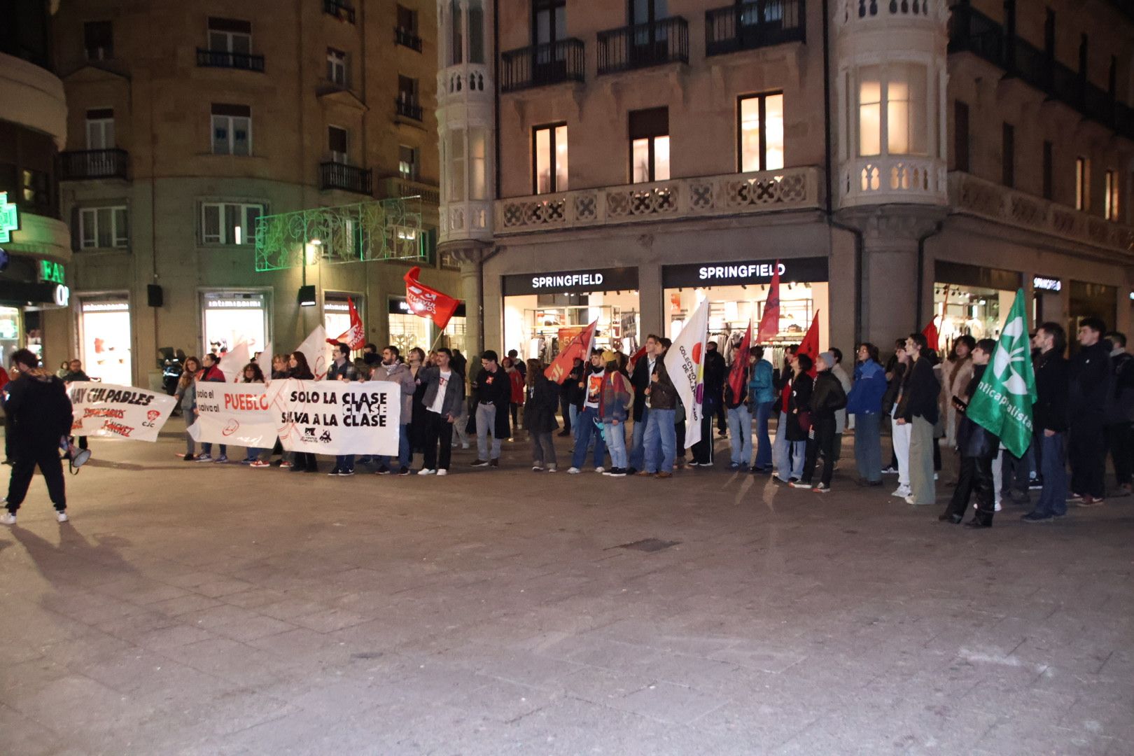 Concentración por la DANA y las malas gestiones de los políticos