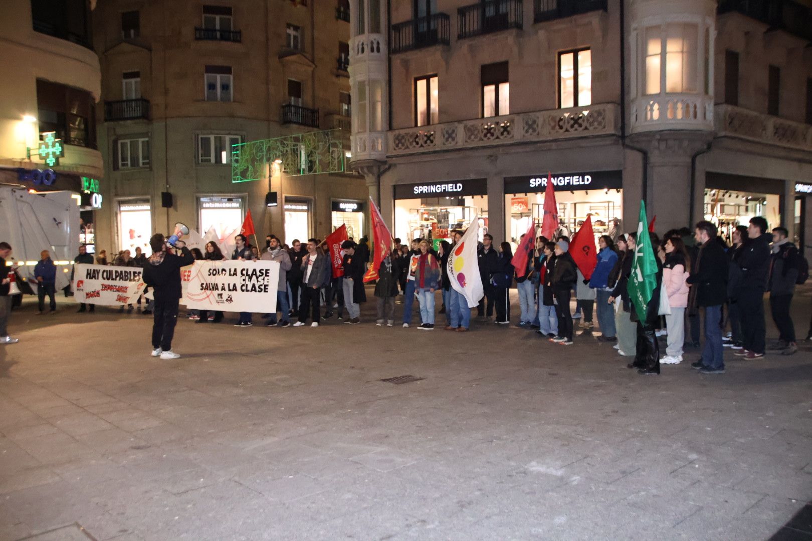 Concentración por la DANA y las malas gestiones de los políticos