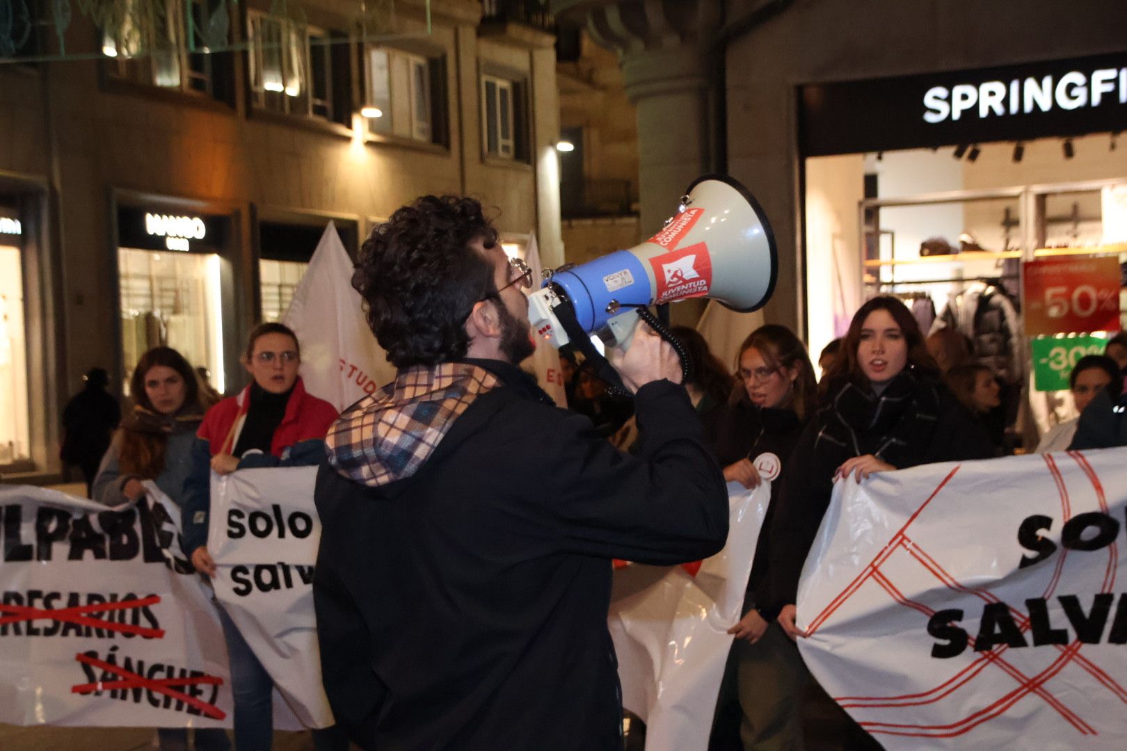 Concentración por la DANA y las malas gestiones de los políticos