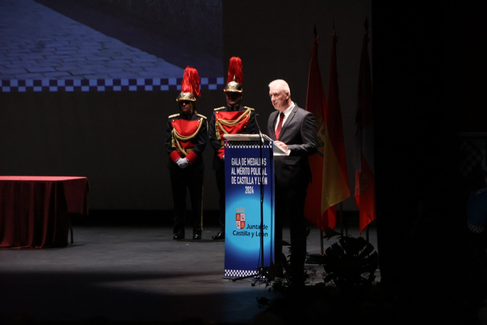 Entrega de las medallas a policías locales de Castilla y León