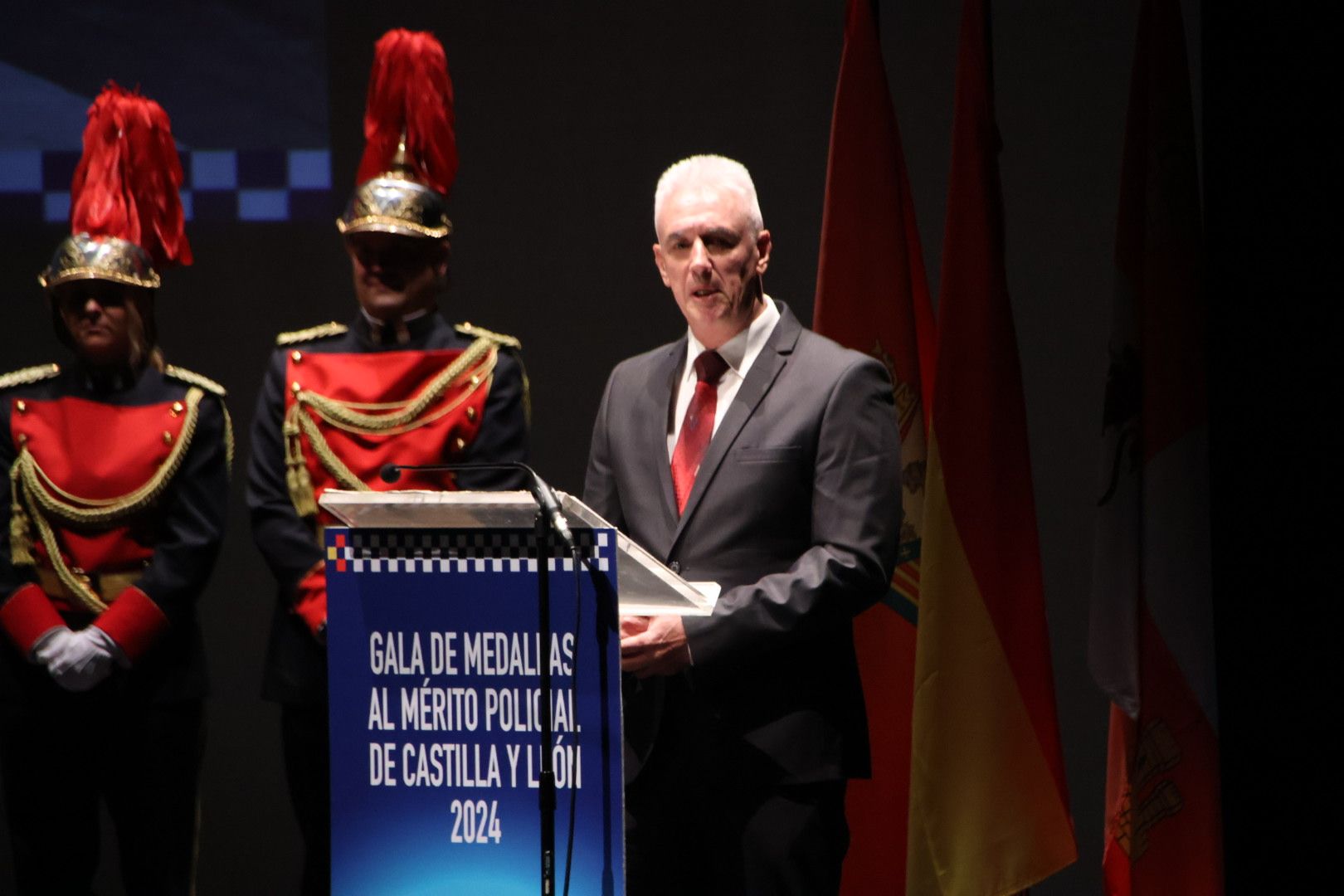 Entrega de las medallas a policías locales de Castilla y León