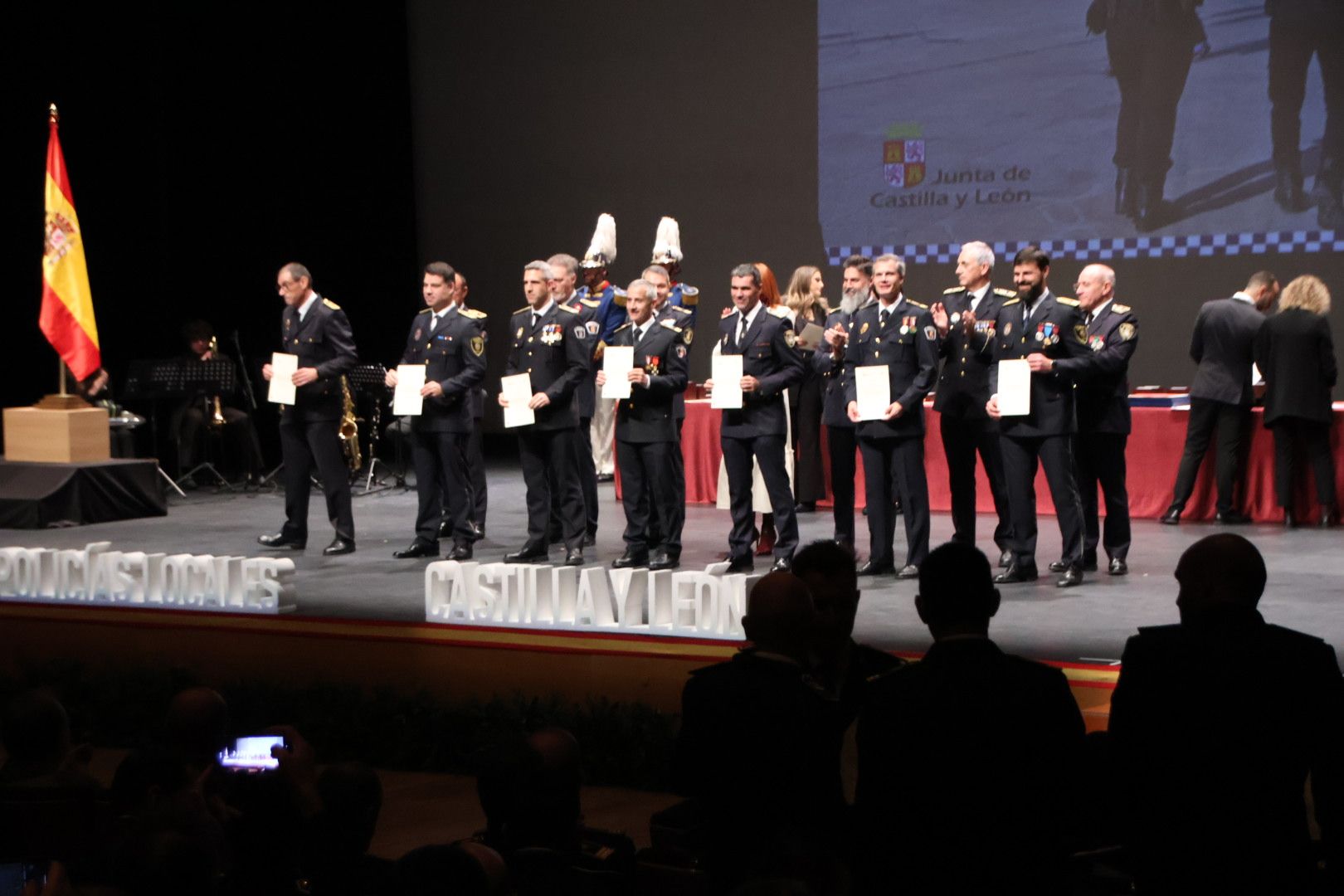 Entrega de las medallas a policías locales de Castilla y León