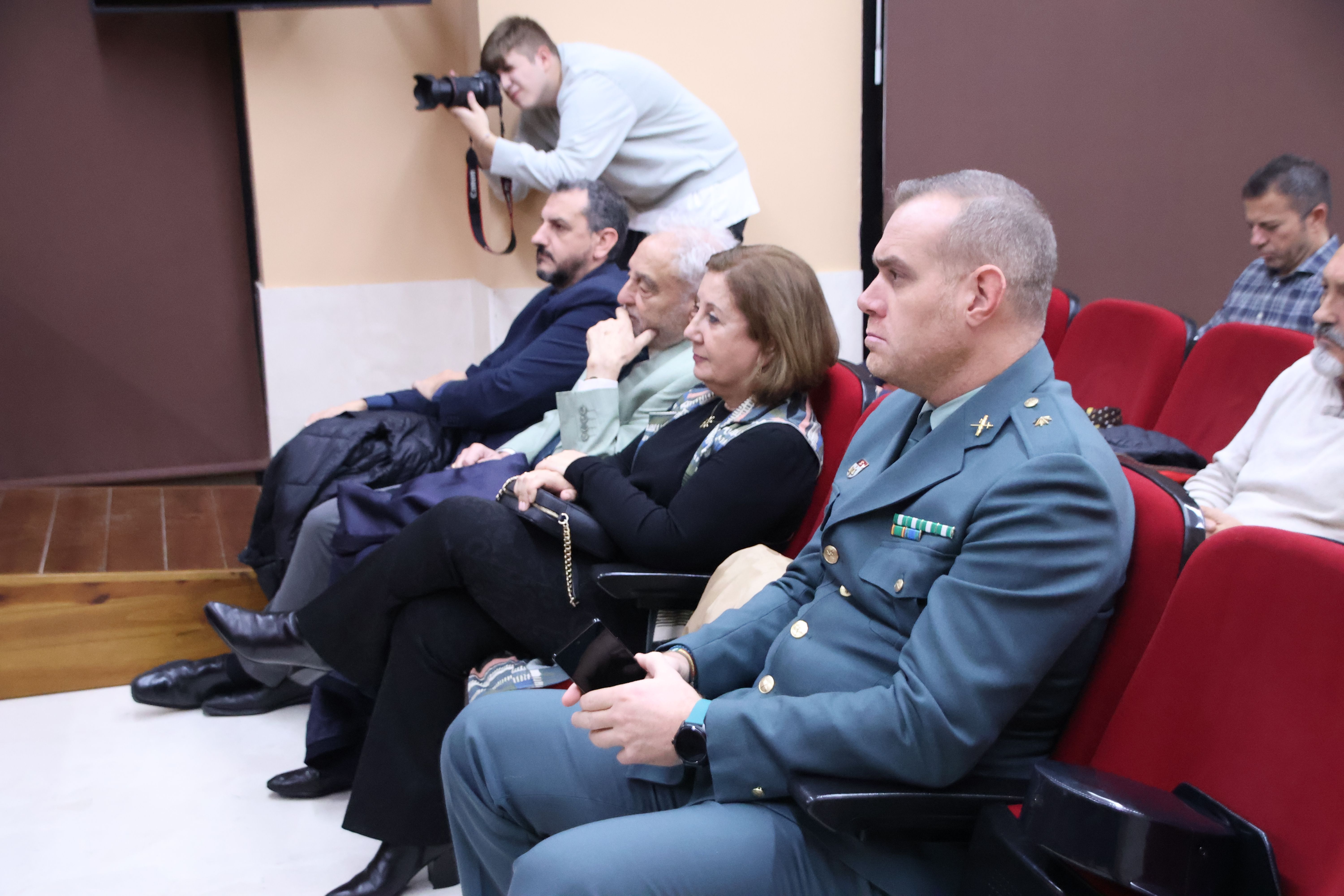 Mesa redonda “Terrorismo y sociedad”, organizada por la cátedra Almirante Martín Granizo y el Centro Memorial de las Víctimas del Terrorismo