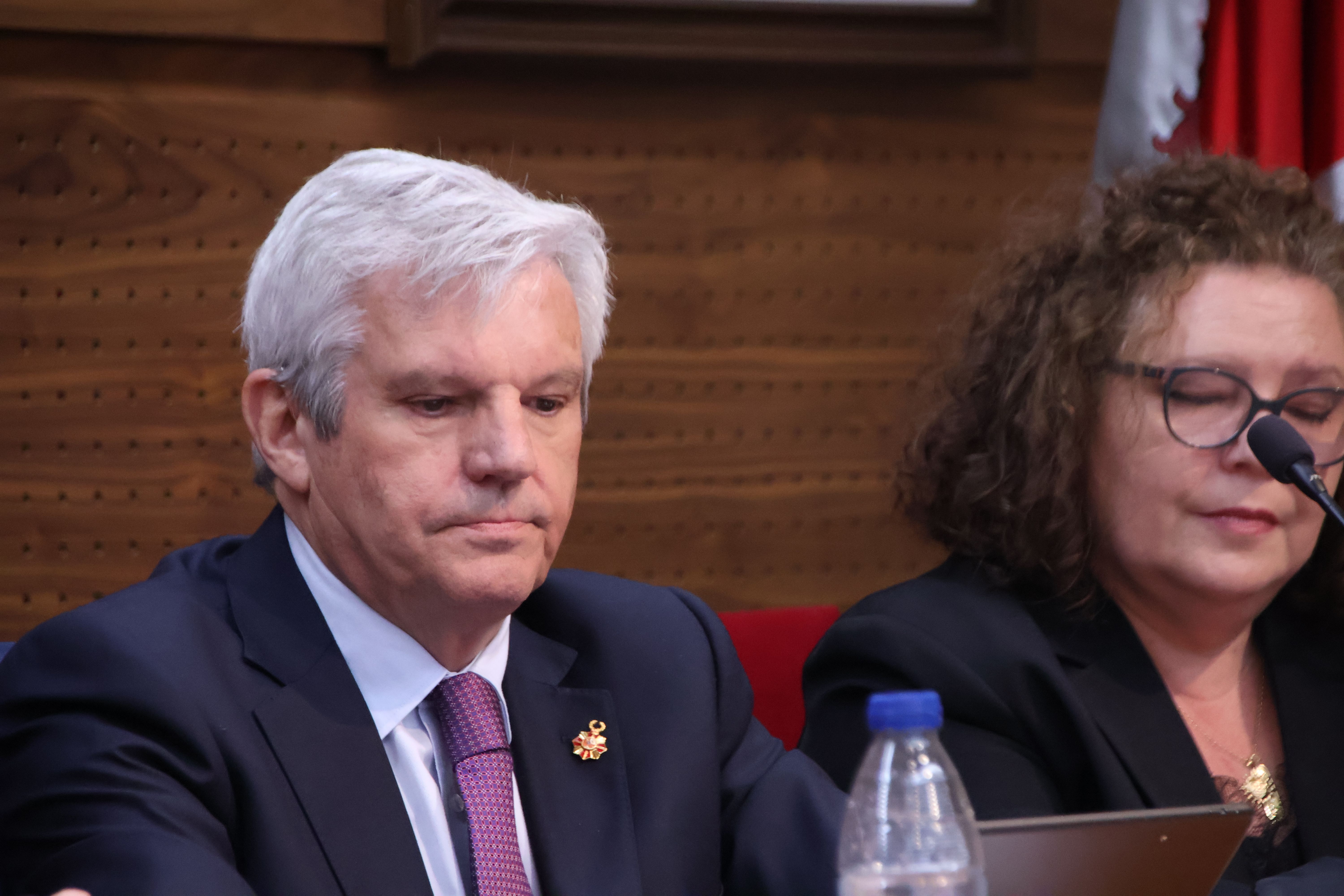 Mesa redonda “Terrorismo y sociedad”, organizada por la cátedra Almirante Martín Granizo y el Centro Memorial de las Víctimas del Terrorismo