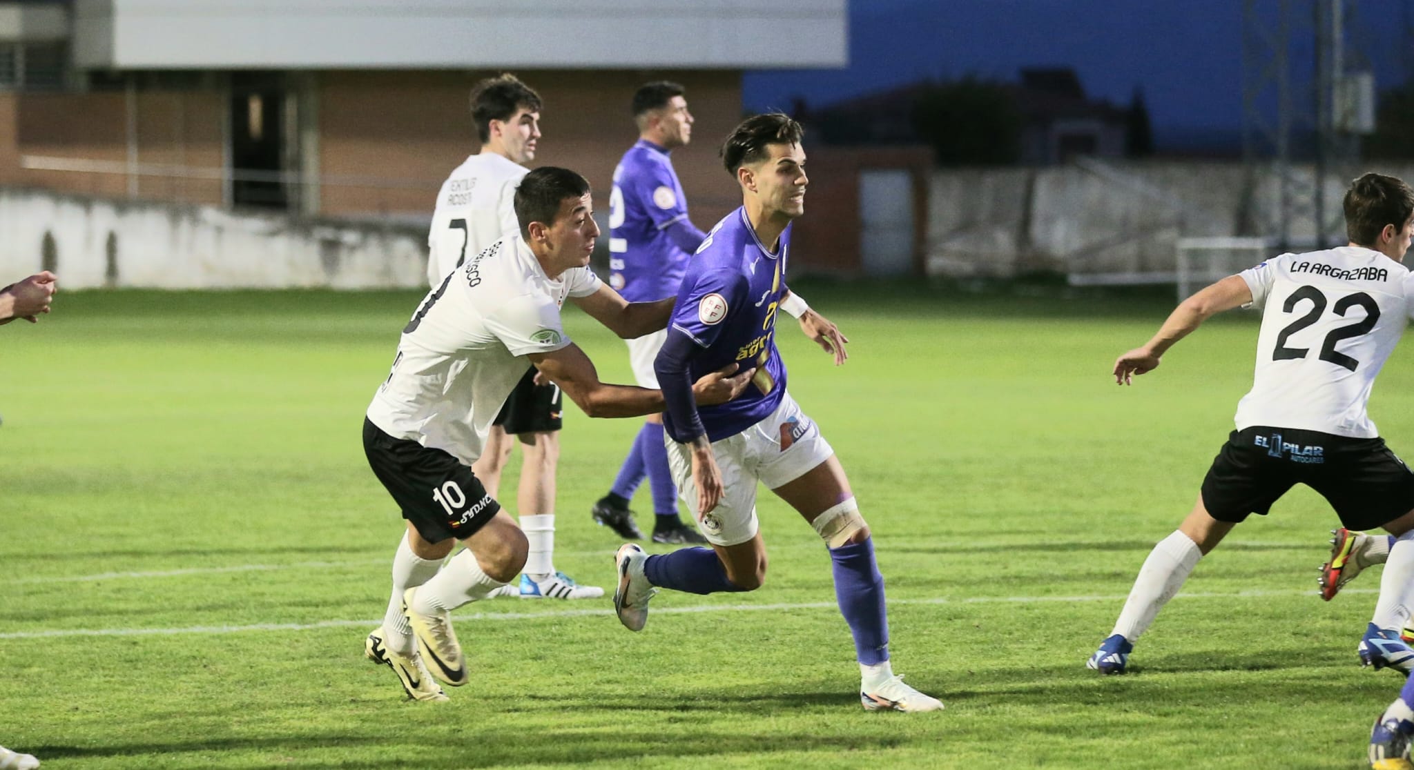 Sergi y Diego Hernández, durante el Ciudad Rodrigo   Palencia Cristo Atlético