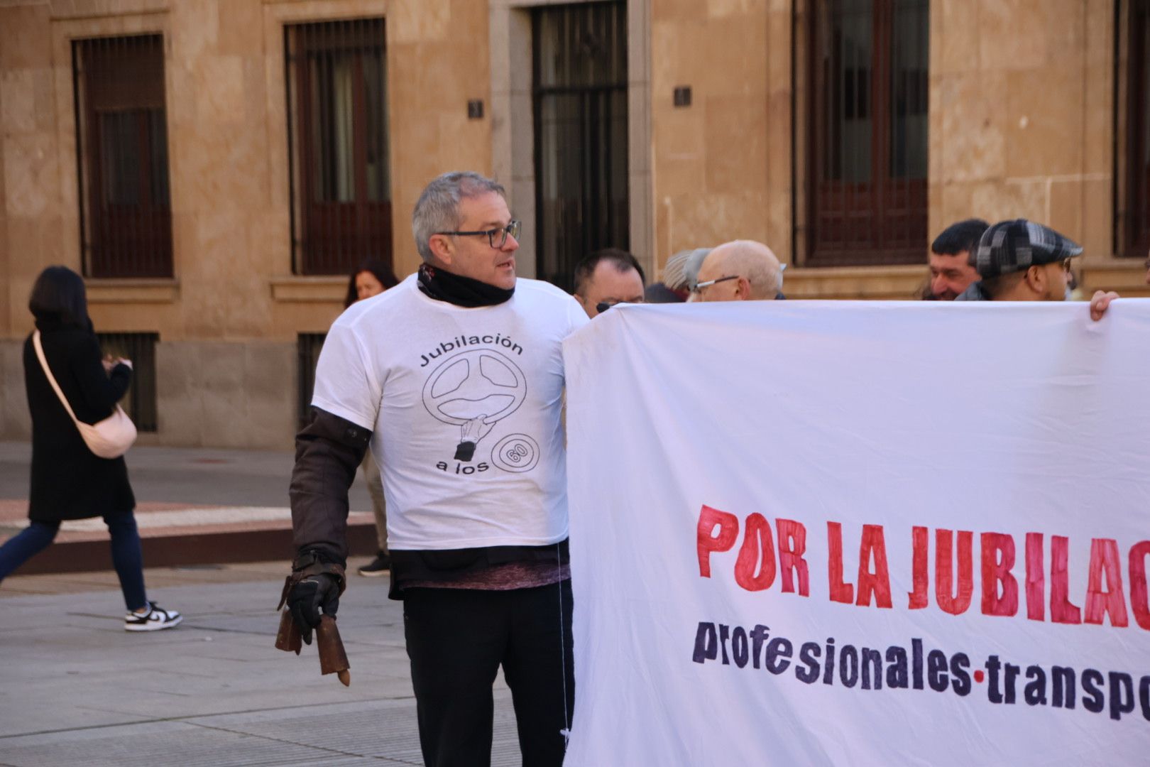 Concentración transportistas frente a la subdelegación del gobierno 