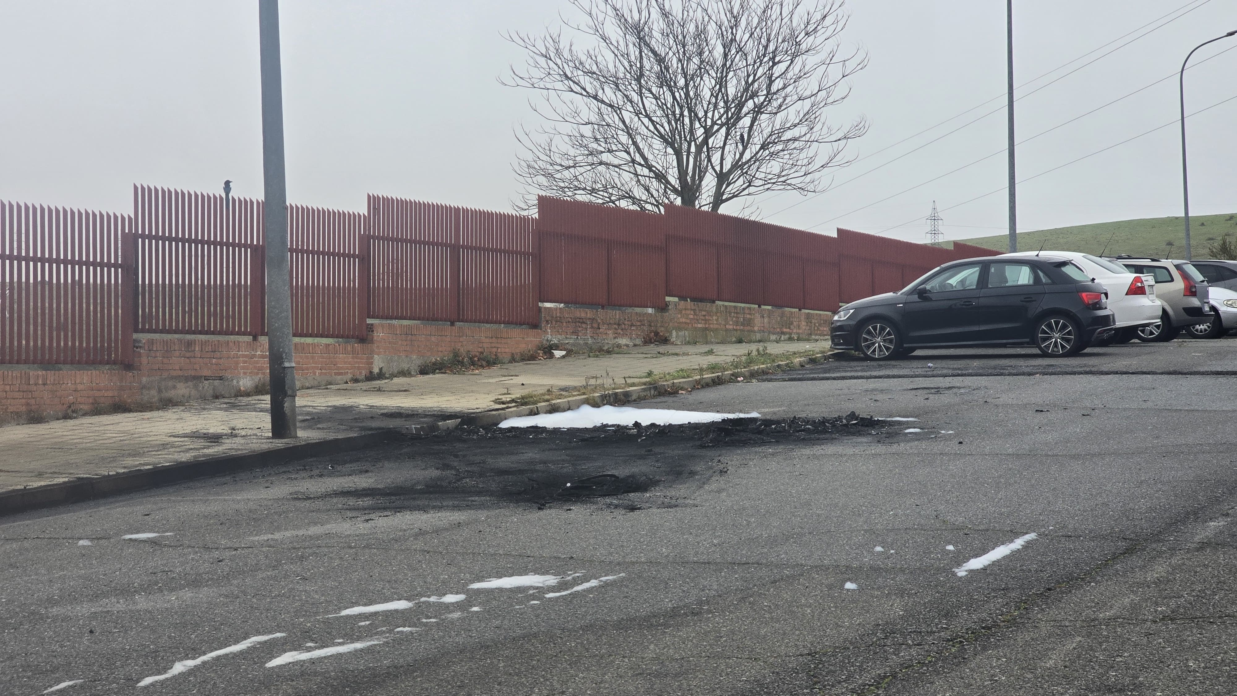 GALERÍA | Restos del coche envuelto en llamas en Buenos Aires