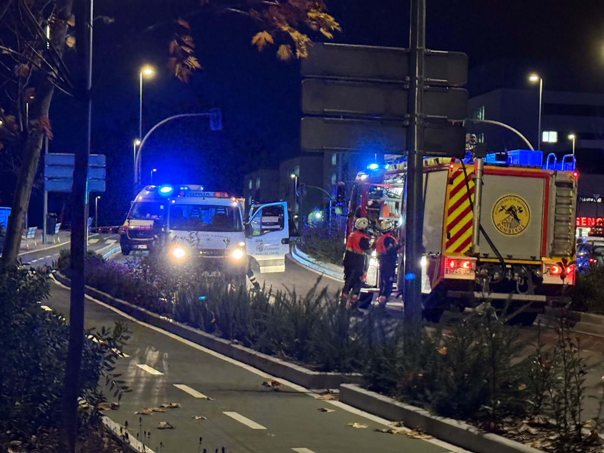 Vuelco de un vehículo a la altura del hospital de Salamanca