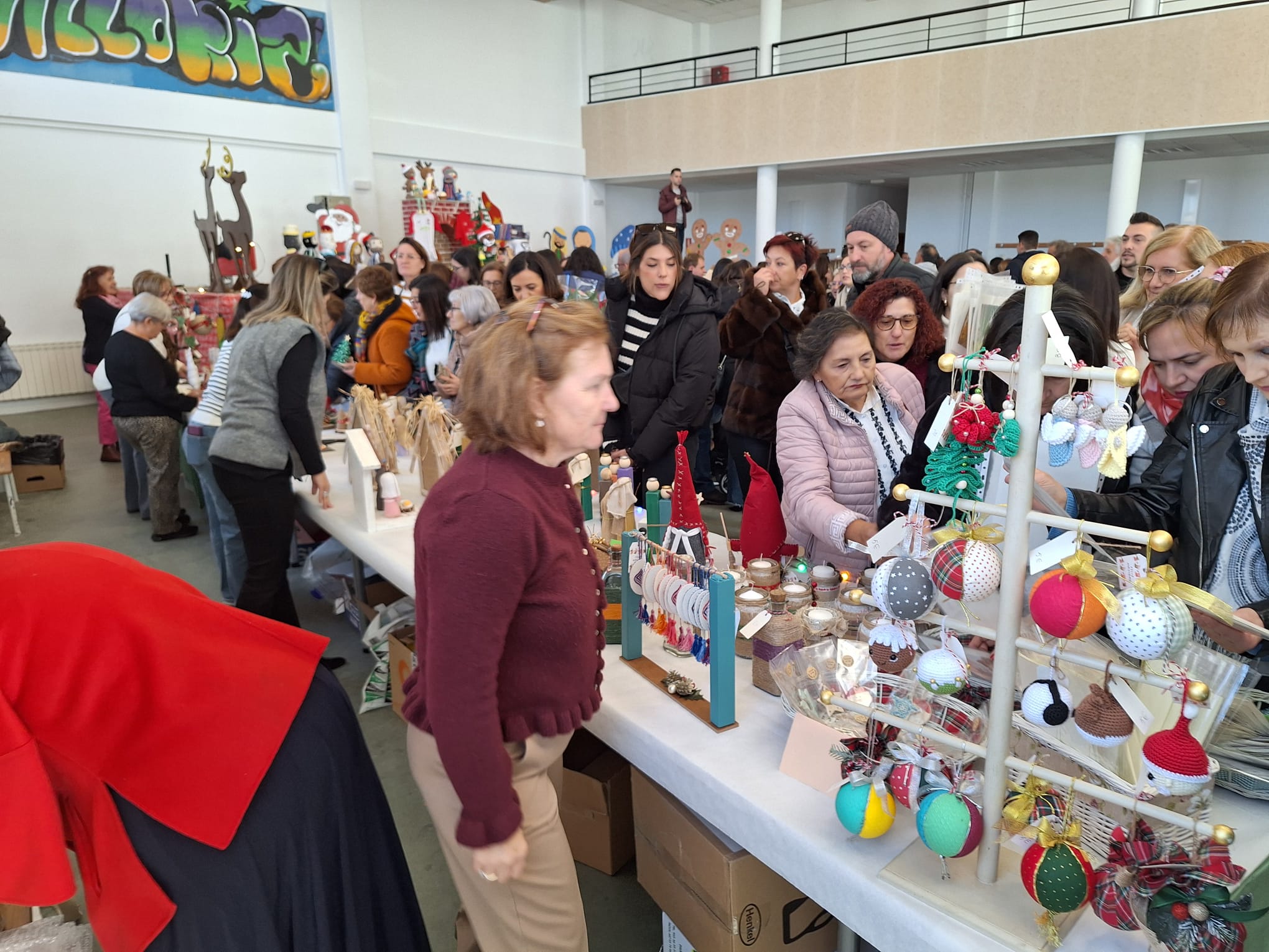 II Mercadillo navideño solidario de Villoria