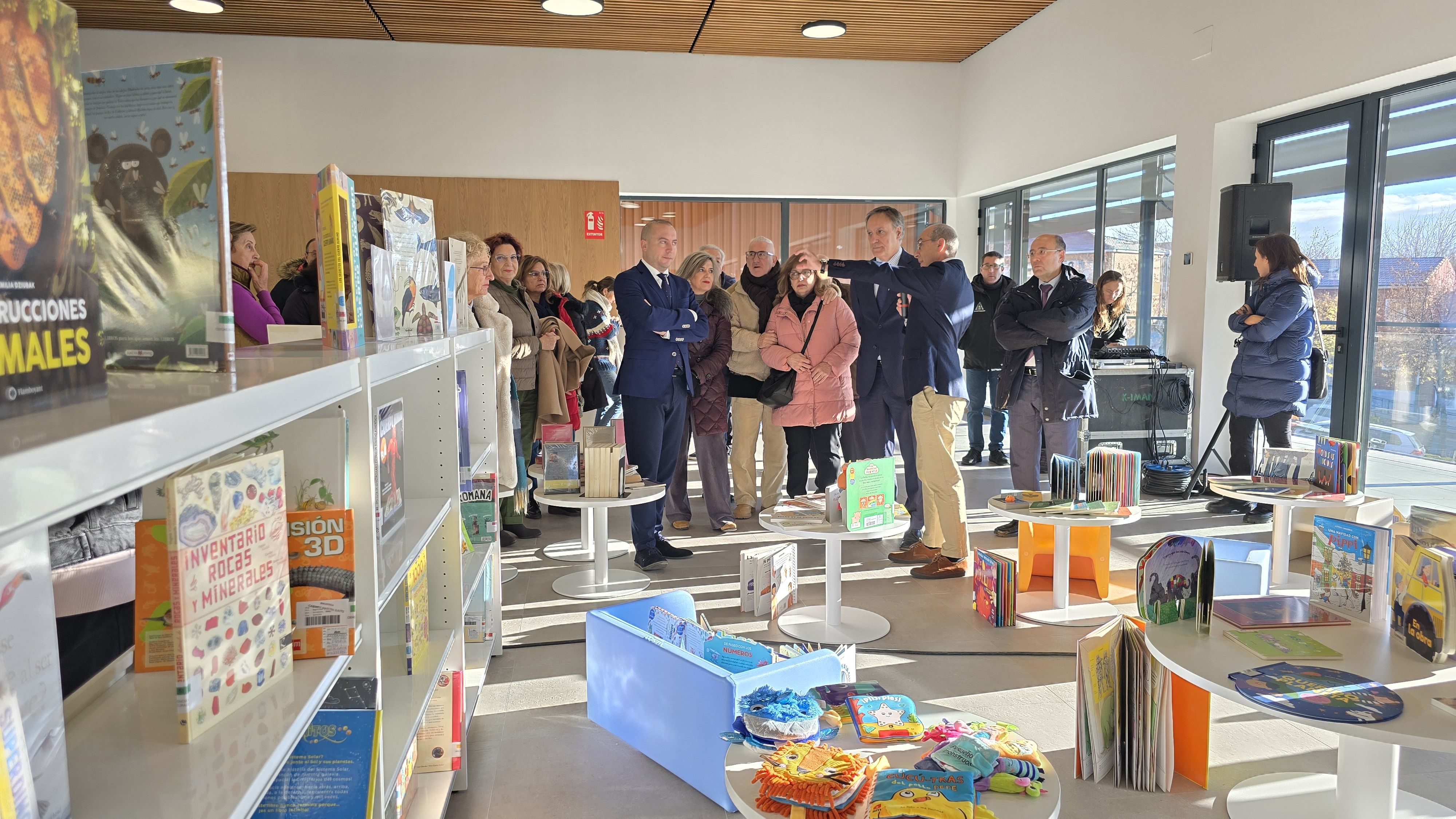 Apertura de la nueva Biblioteca Municipal Carmen Martín Gaite