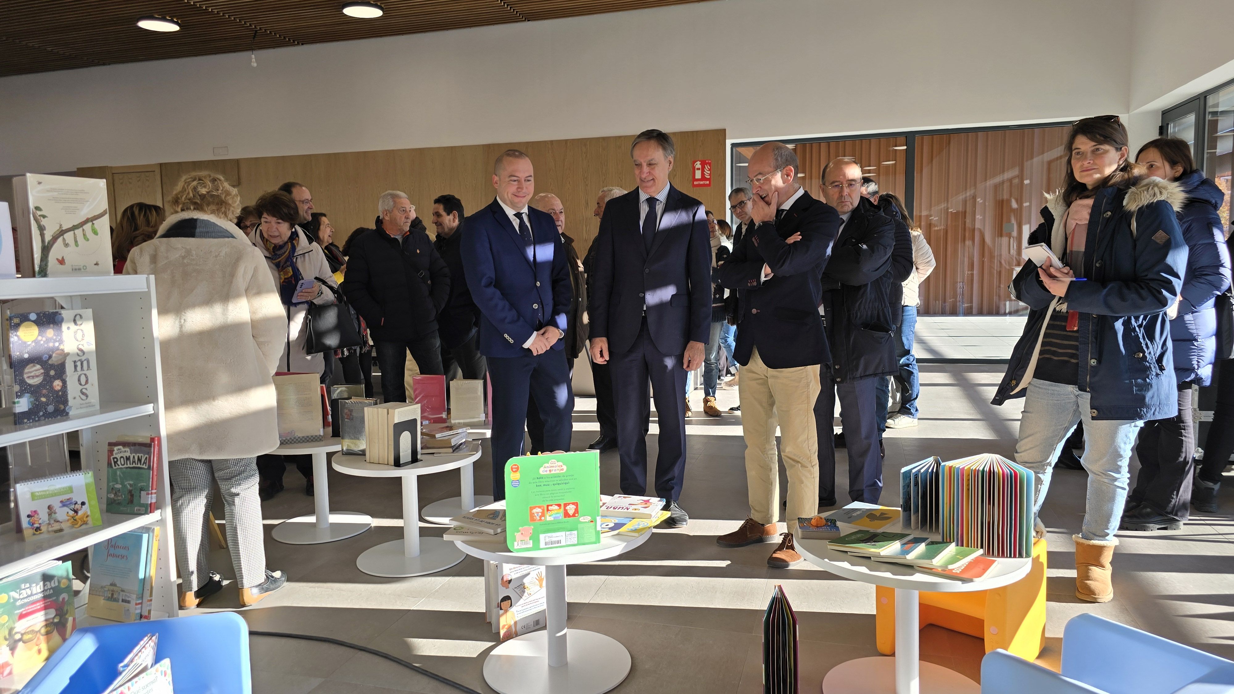 Apertura de la nueva Biblioteca Municipal Carmen Martín Gaite