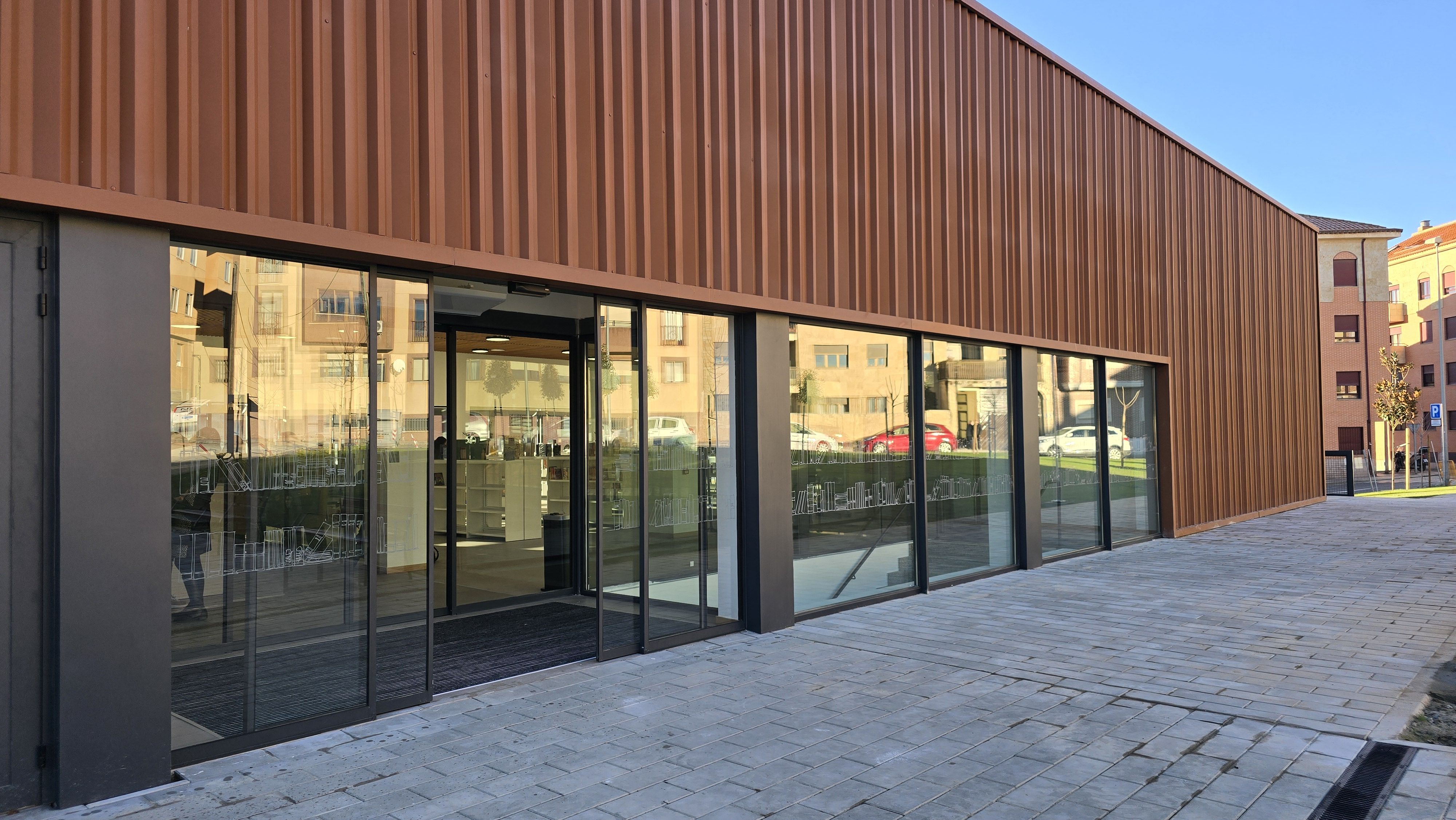 Apertura de la nueva Biblioteca Municipal Carmen Martín Gaite