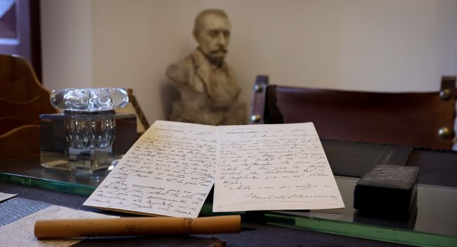 La Casa-Museo Unamuno amplía su fondo documental con dos cartas del exrector al periodista Eduardo Gómez de Baquero