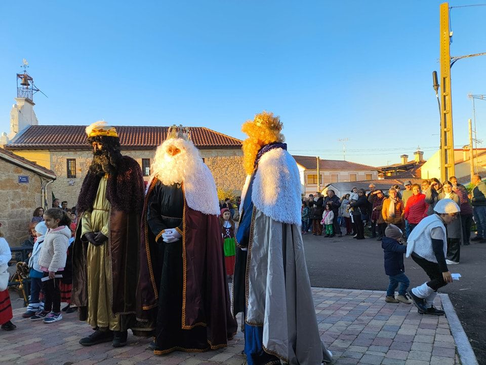 Rollán vive una emocionante jornada de la mano de su Belén Viviente. Ayto de Rollán