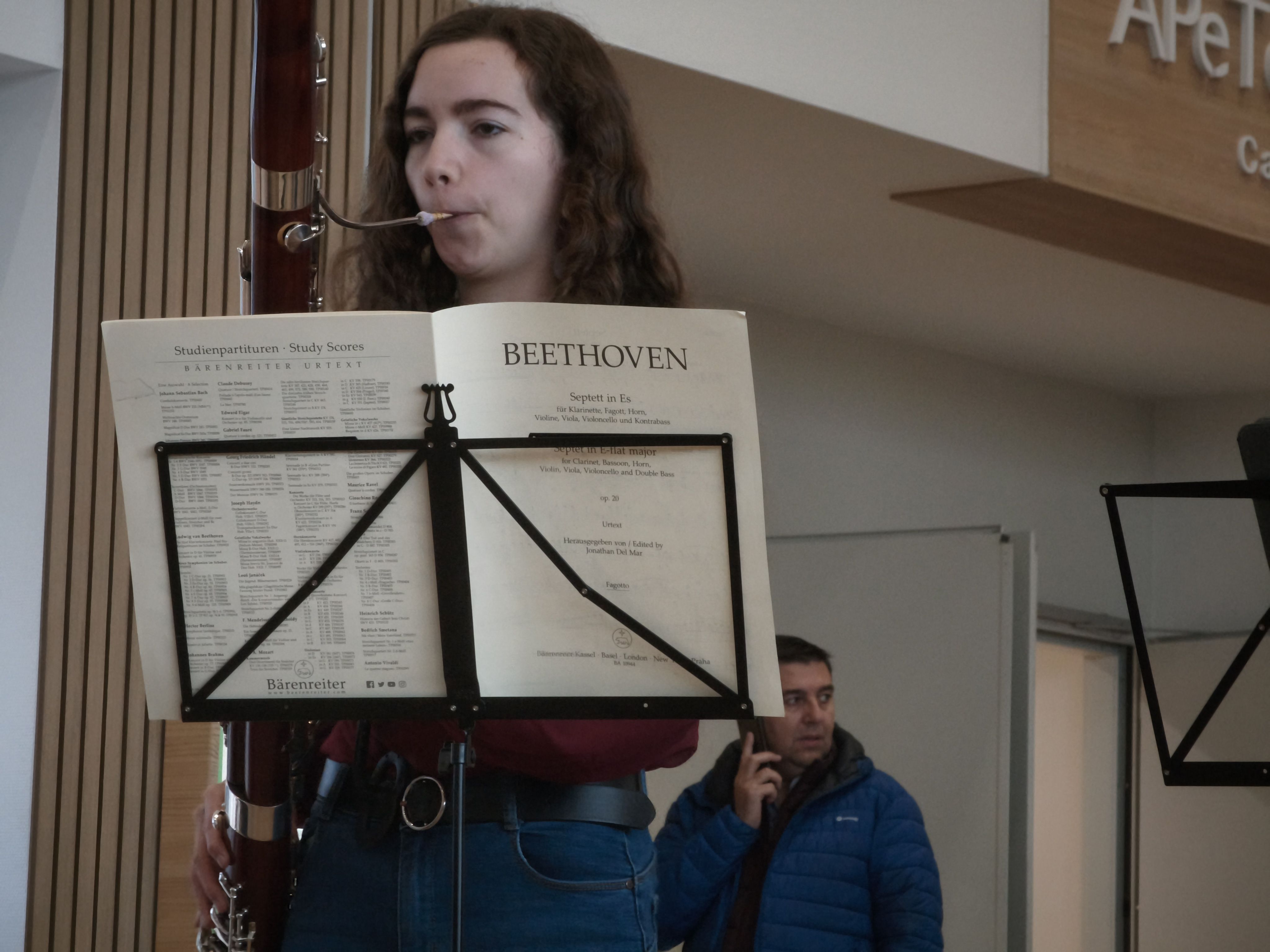 El CAUSA acoge un concierto de temática navideña, en esta ocasión enmarcado dentro del ciclo ‘Encuentro de Invierno 2024: Música de Cámara y Voluntariado’ de la Orquesta Sinfónica de Castilla y León Joven