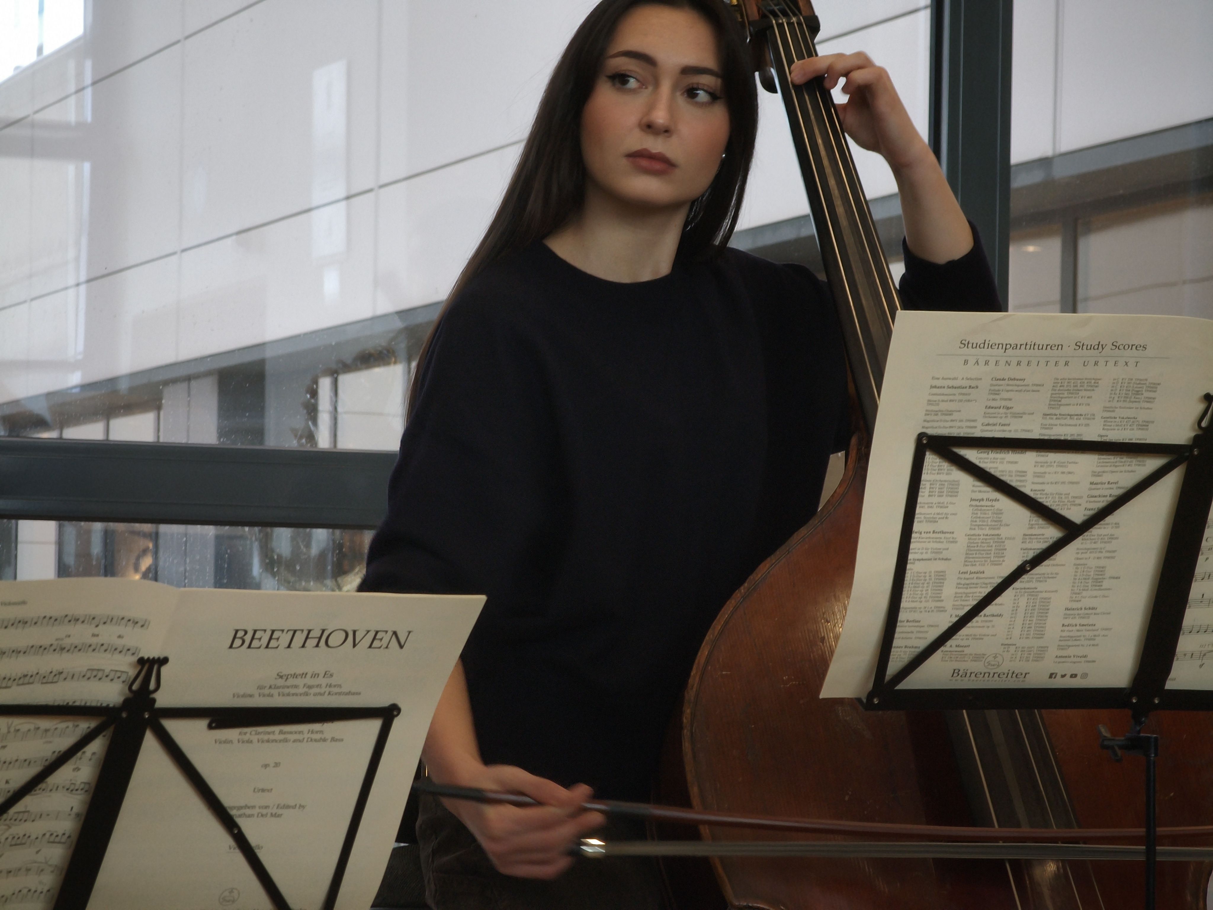 El CAUSA acoge un concierto de temática navideña, en esta ocasión enmarcado dentro del ciclo ‘Encuentro de Invierno 2024: Música de Cámara y Voluntariado’ de la Orquesta Sinfónica de Castilla y León Joven