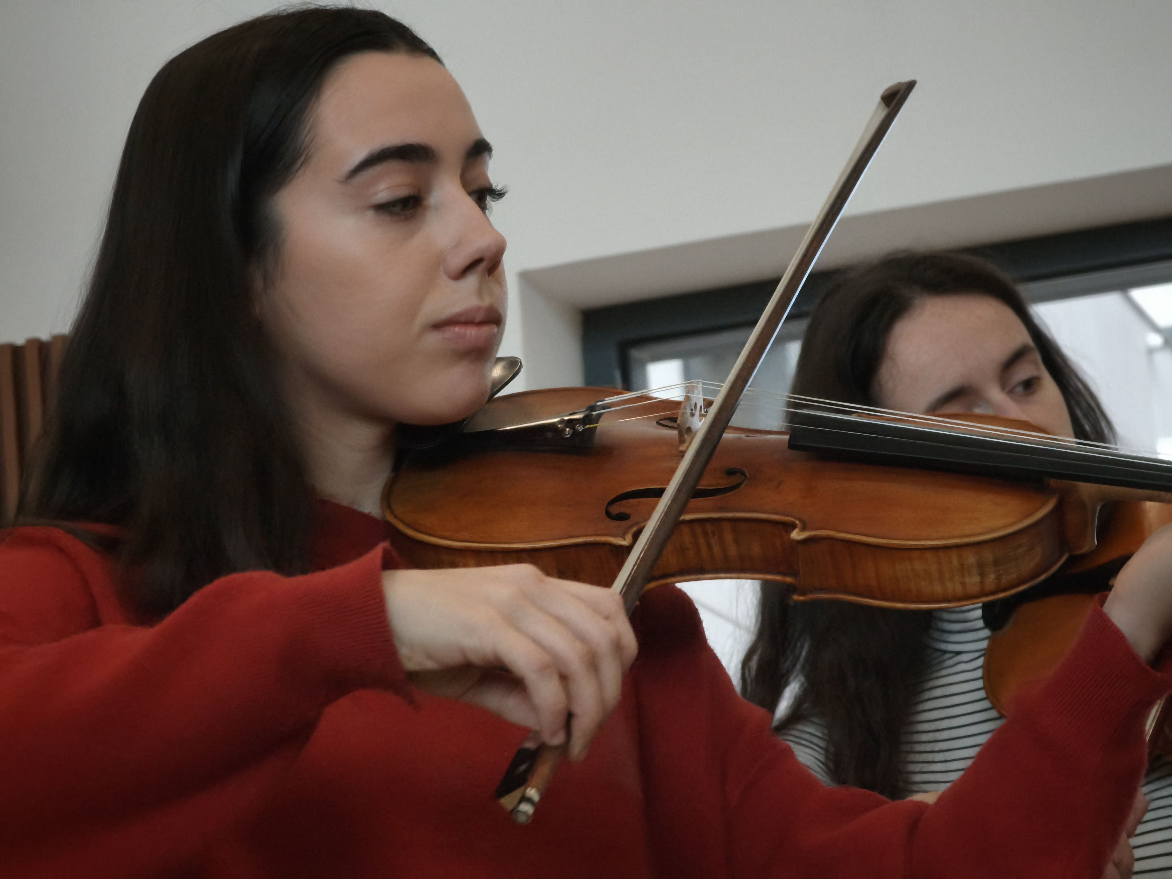 El CAUSA acoge un concierto de temática navideña, en esta ocasión enmarcado dentro del ciclo ‘Encuentro de Invierno 2024: Música de Cámara y Voluntariado’ de la Orquesta Sinfónica de Castilla y León Joven