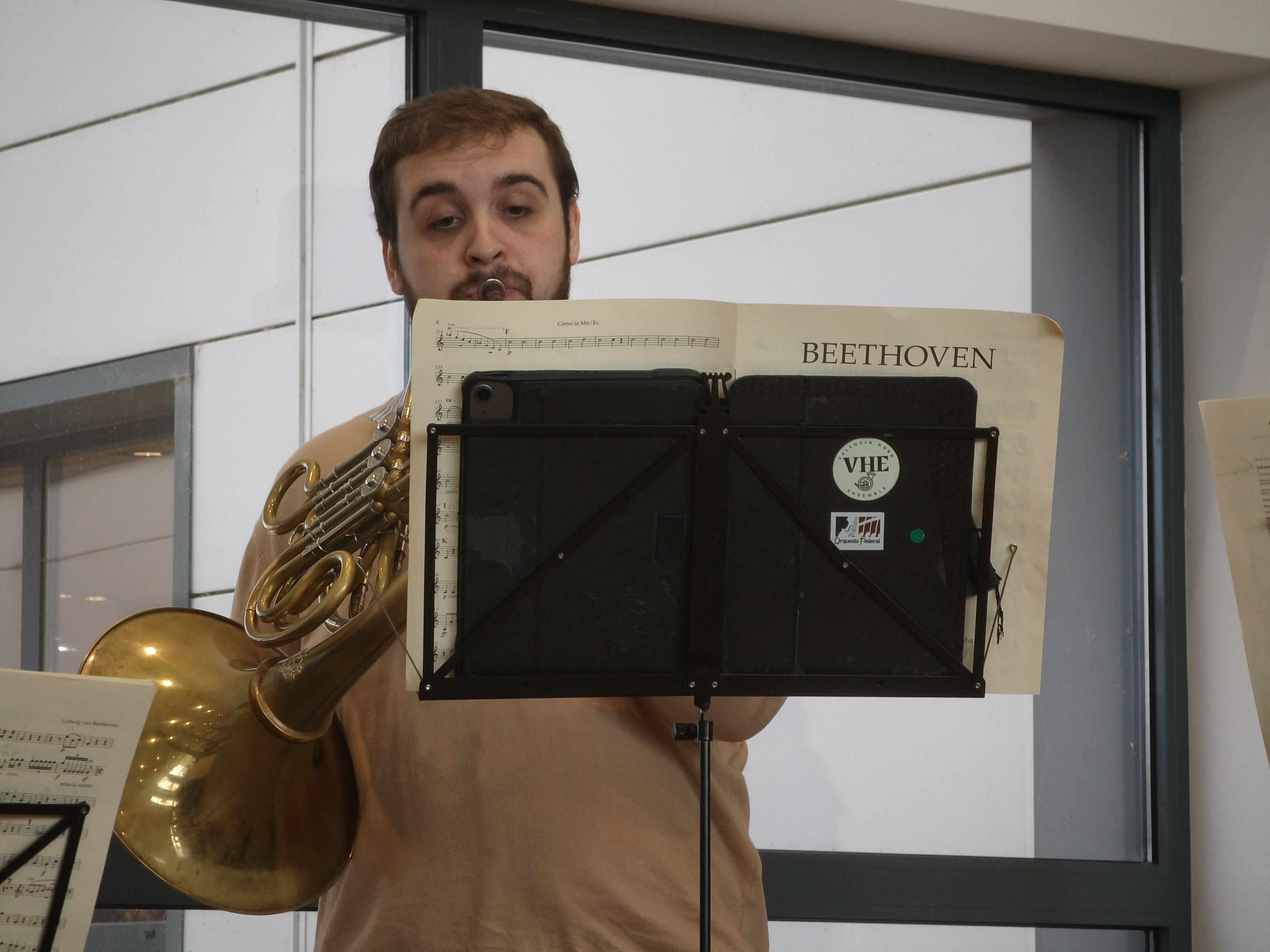 El CAUSA acoge un concierto de temática navideña, en esta ocasión enmarcado dentro del ciclo ‘Encuentro de Invierno 2024: Música de Cámara y Voluntariado’ de la Orquesta Sinfónica de Castilla y León Joven