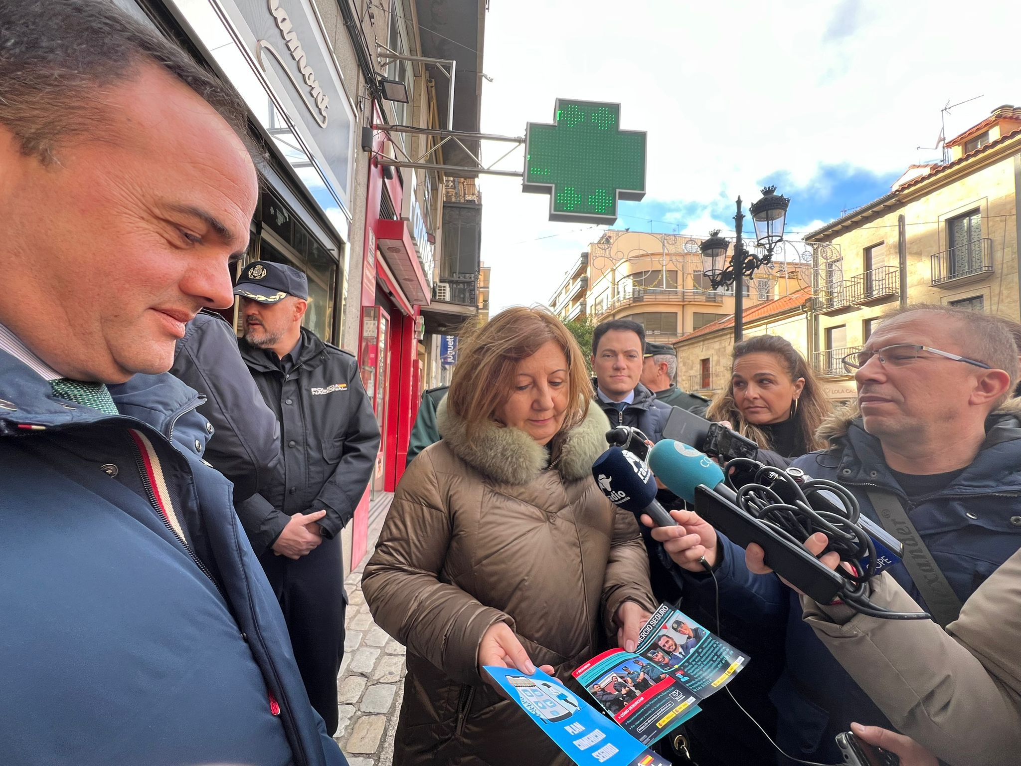 Plan de comercio seguro para las compras navideñas en Salamanca. 